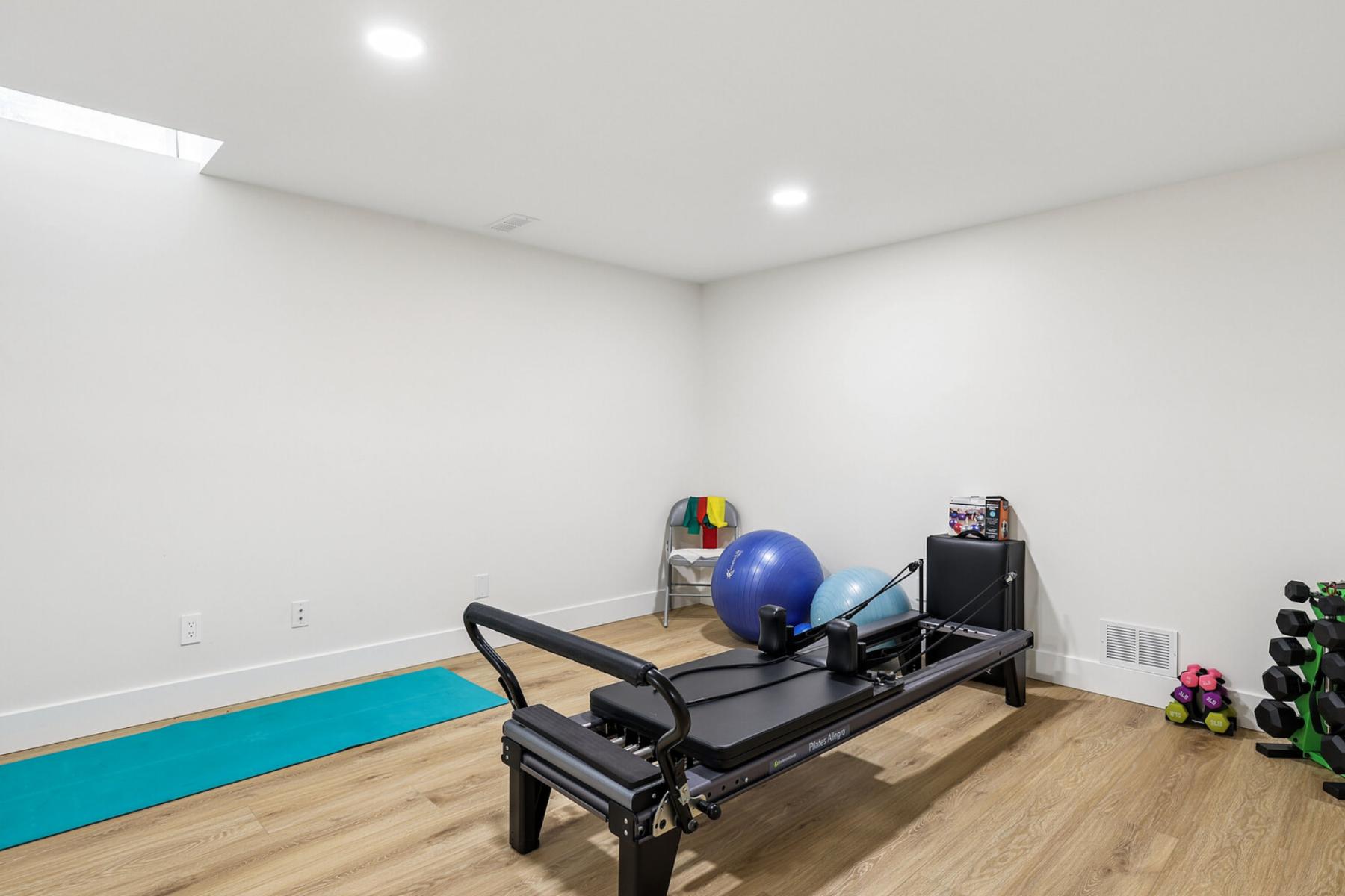 2532 Cedar Brook Court