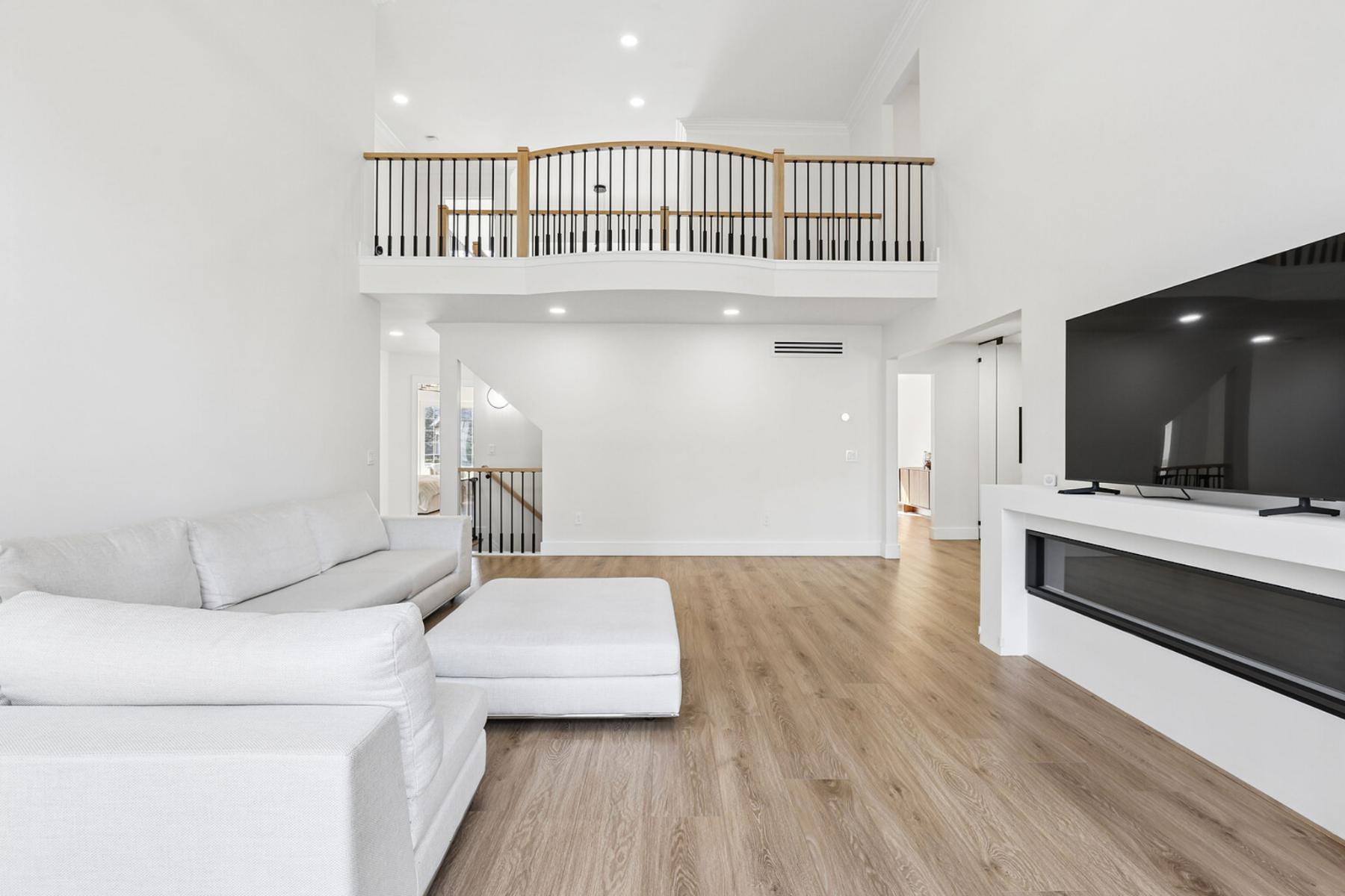2532 Cedar Brook Court