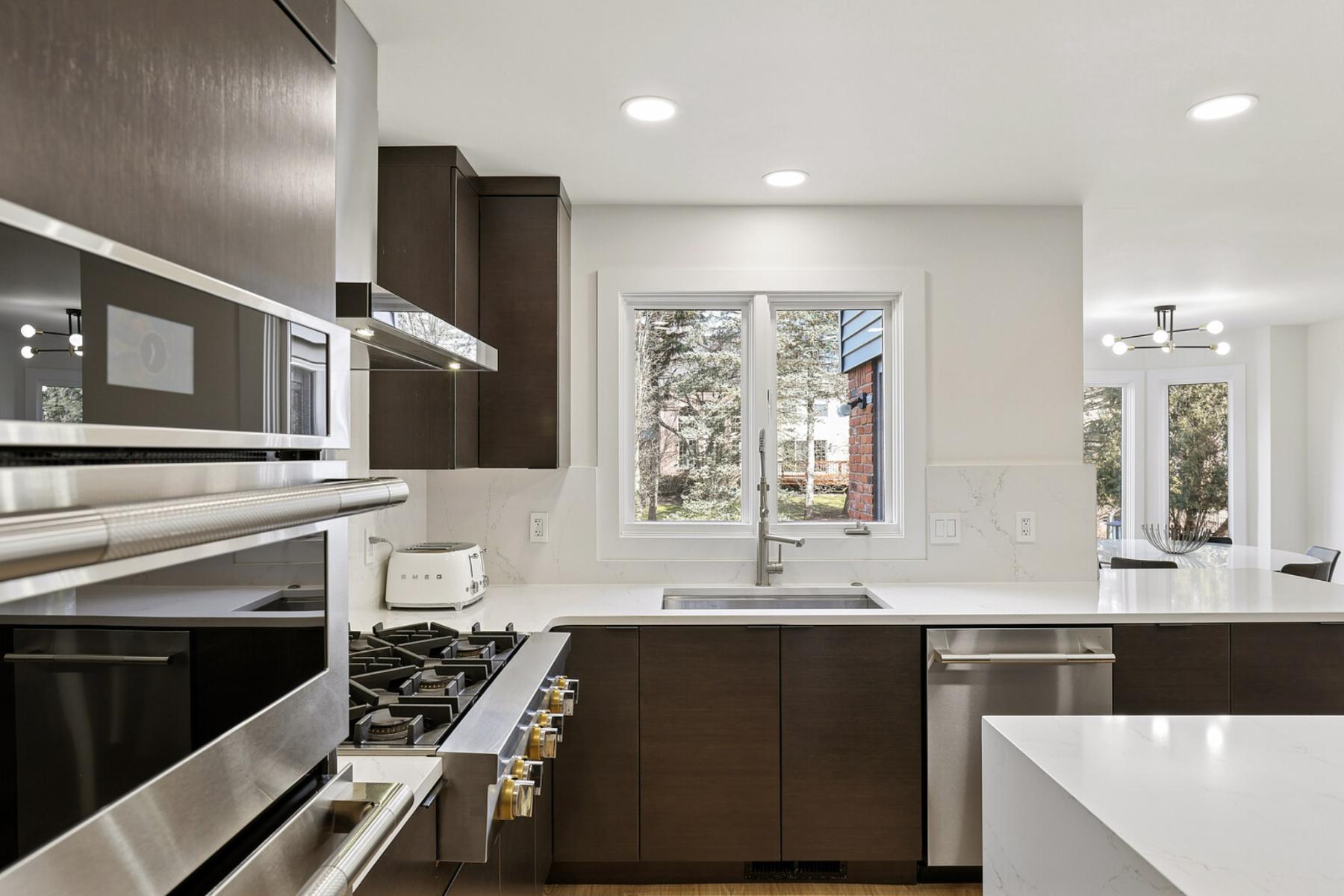 2532 Cedar Brook Court