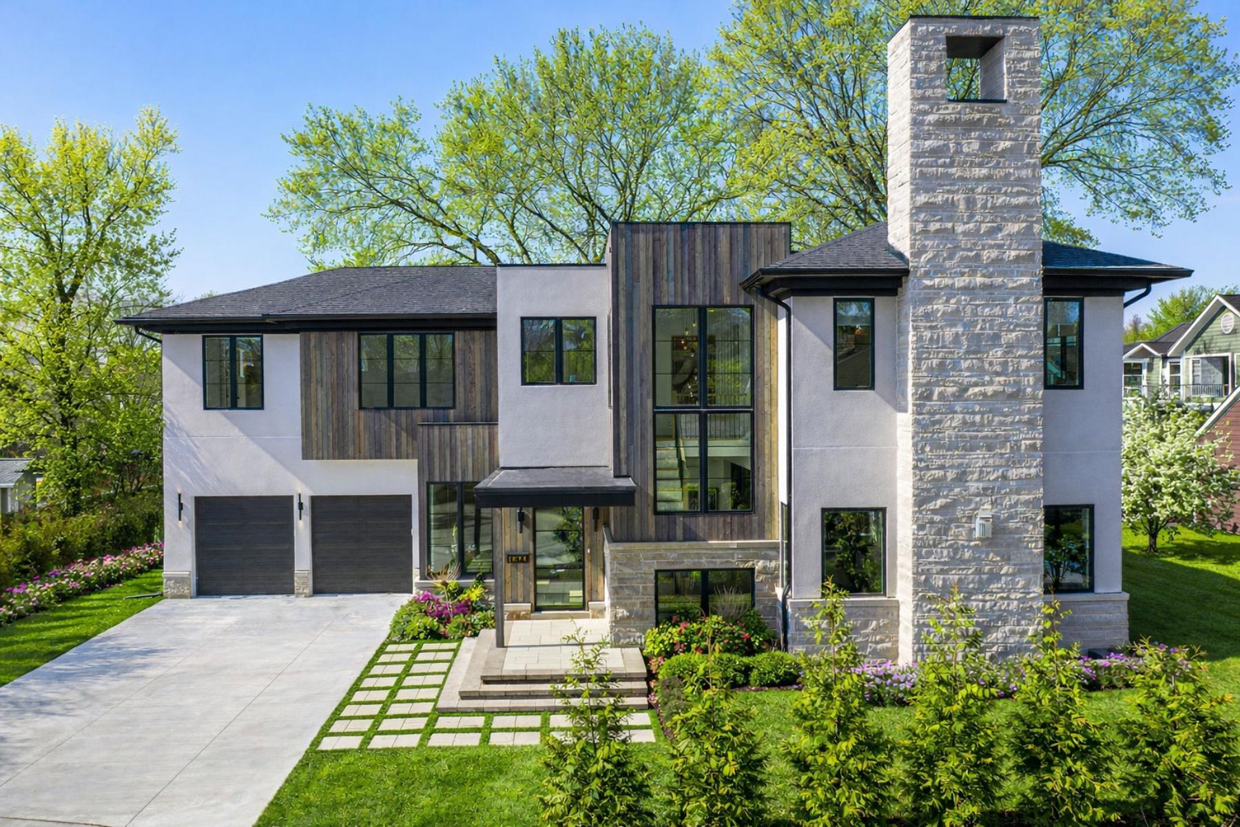 1094 Lincoln Court