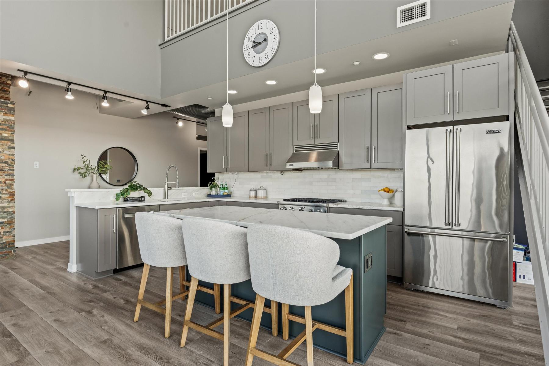 350 N Main Street Unit 911