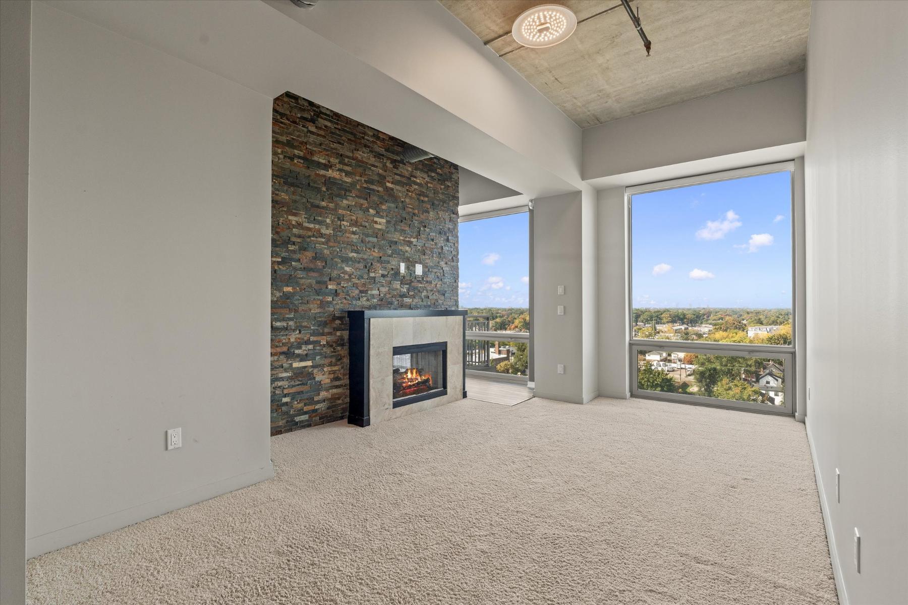 350 N Main Street Unit 911