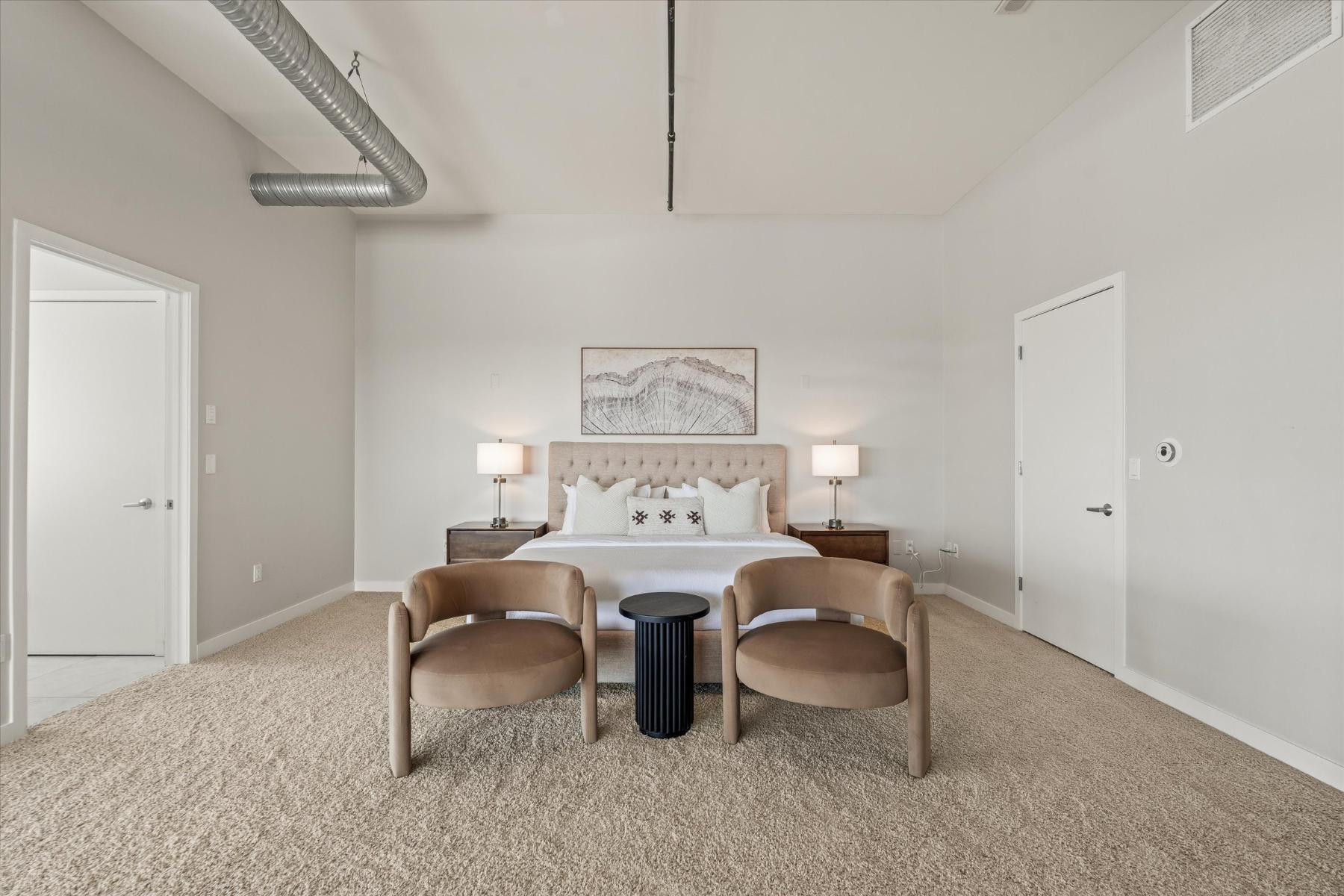 350 N Main Street Unit 911