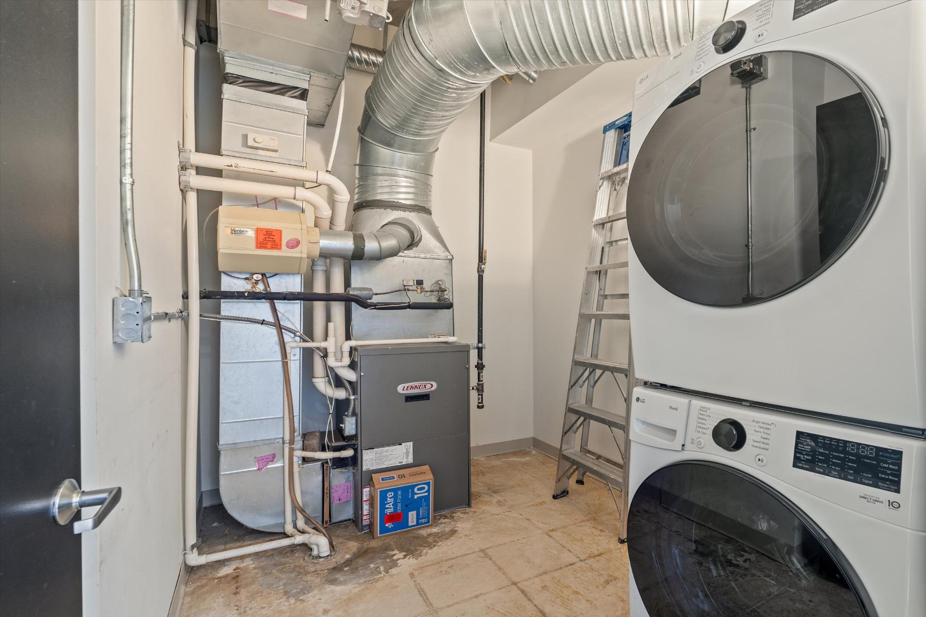 350 N Main Street Unit 911