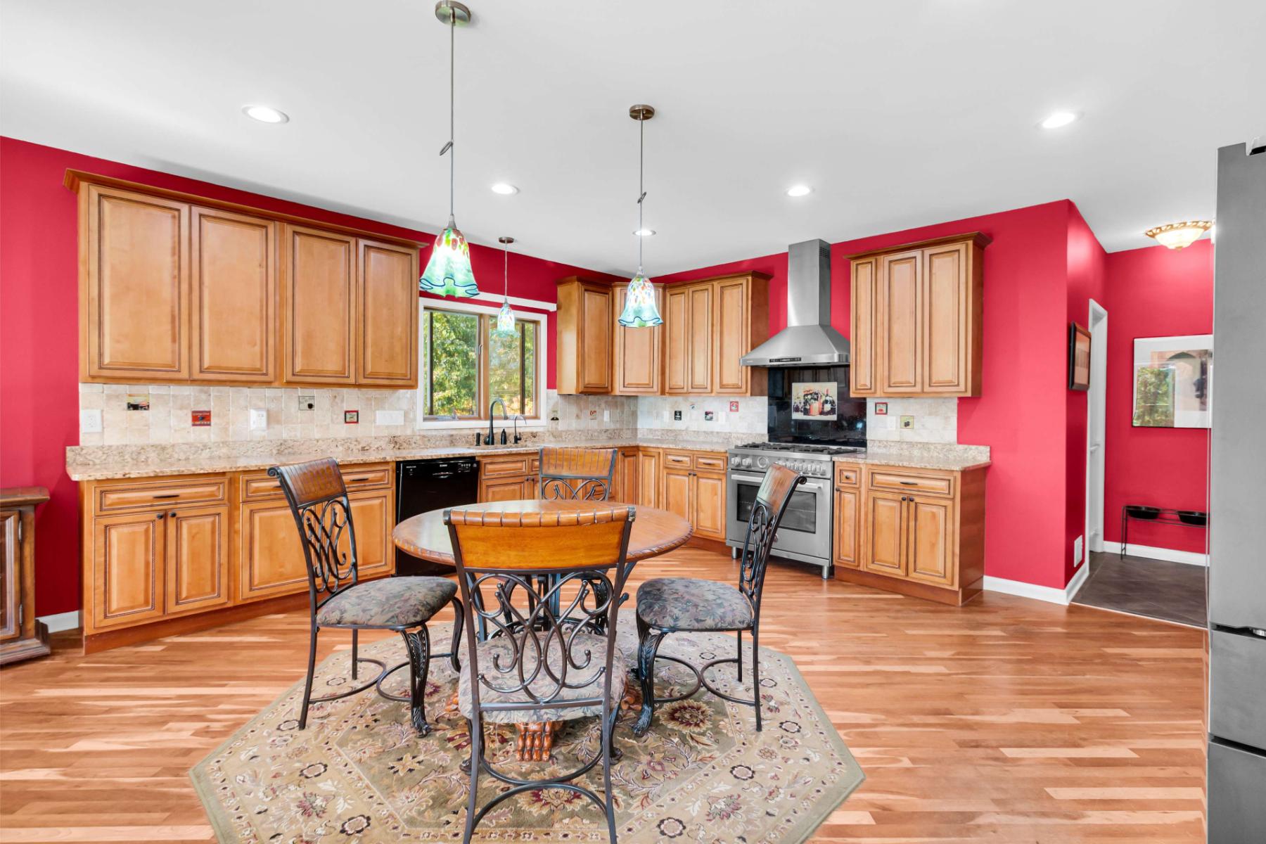 500 Lakeside Drive