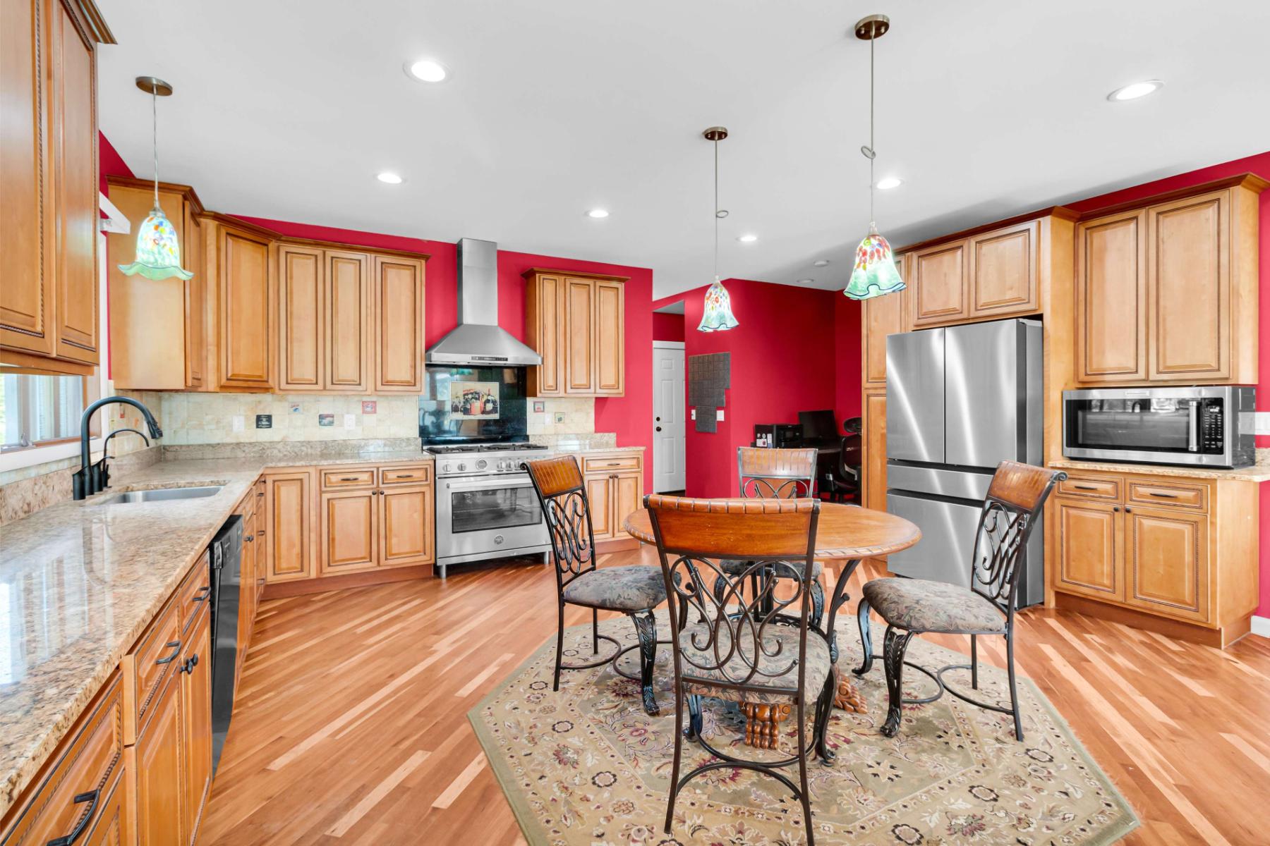 500 Lakeside Drive
