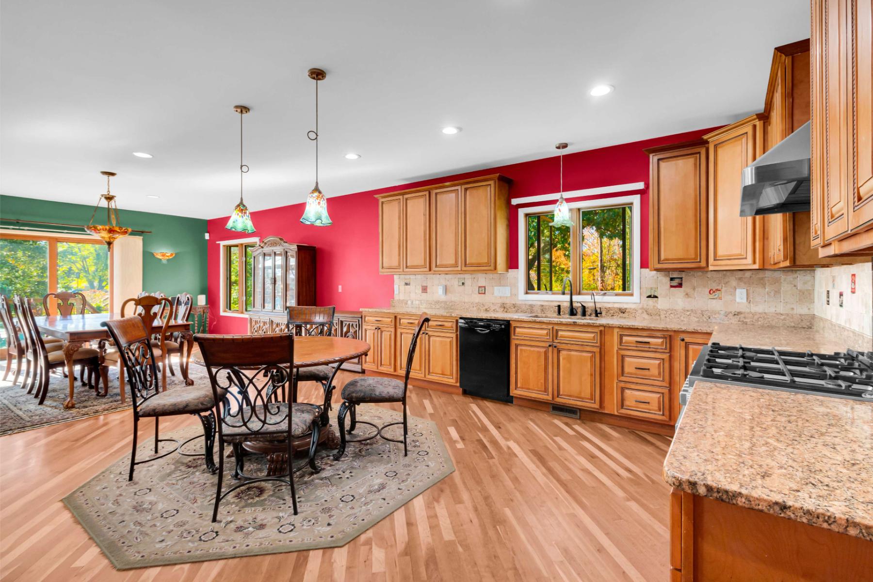 500 Lakeside Drive
