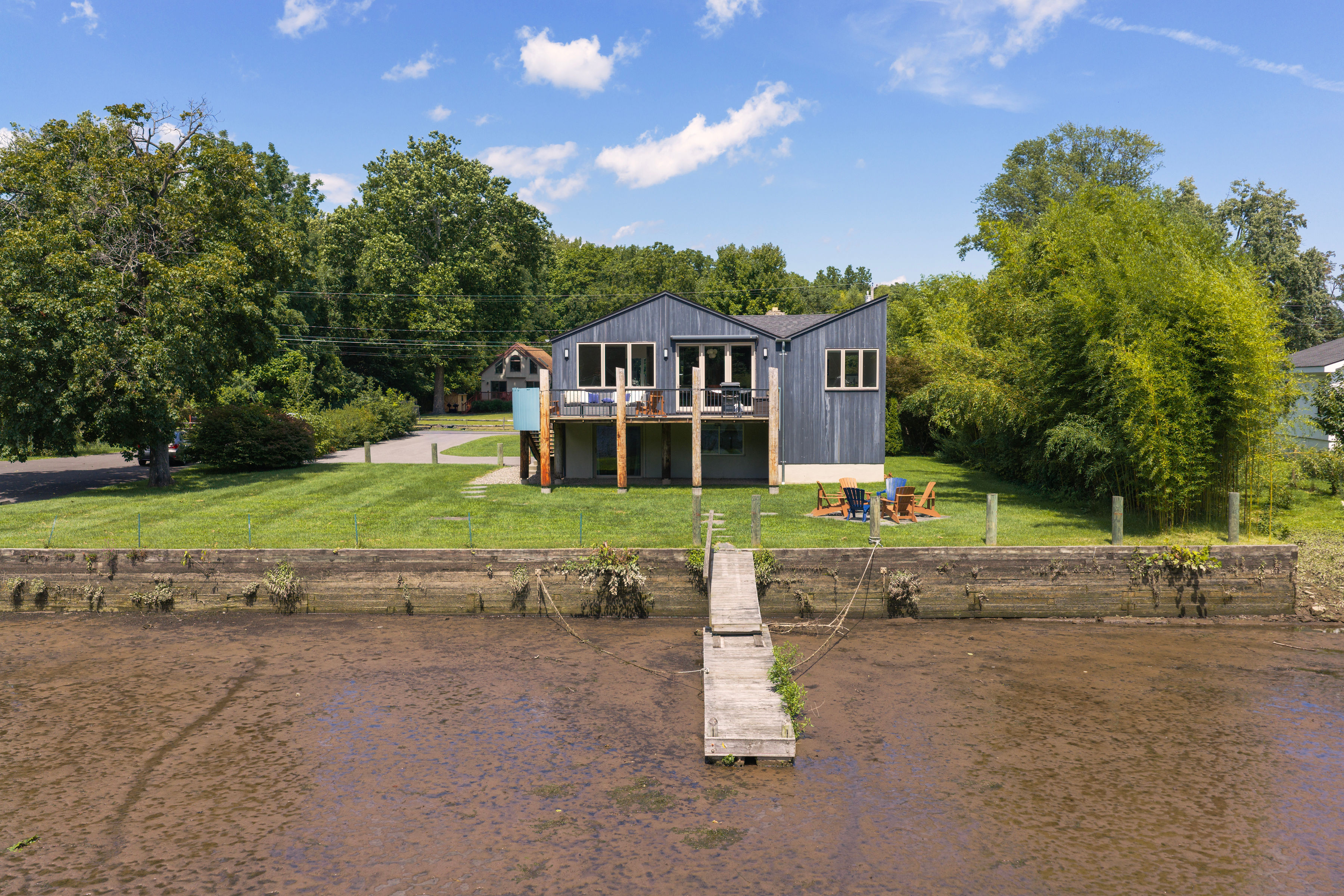 114 Lighthouse Drive