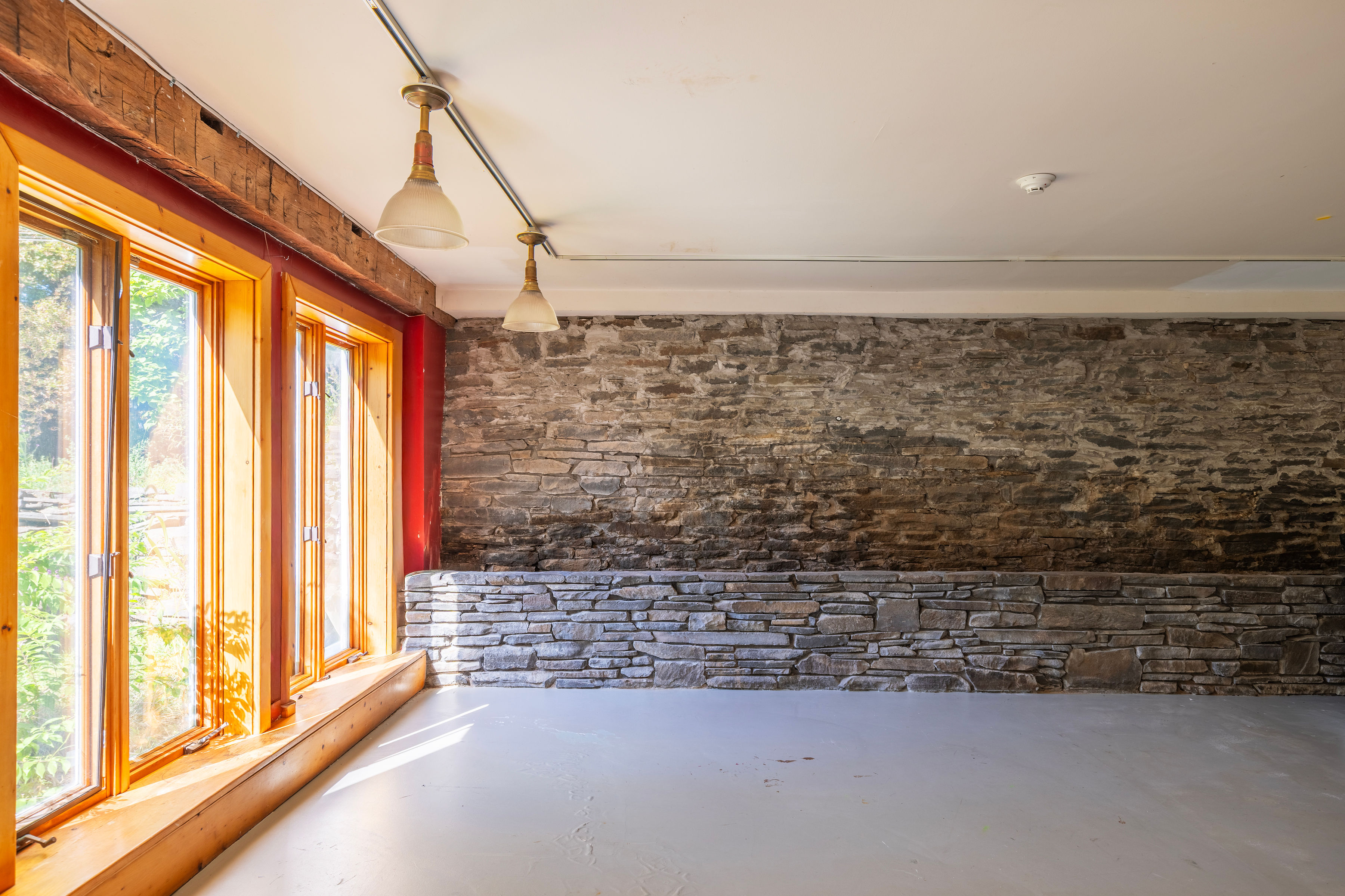 34 Elwyn Lane