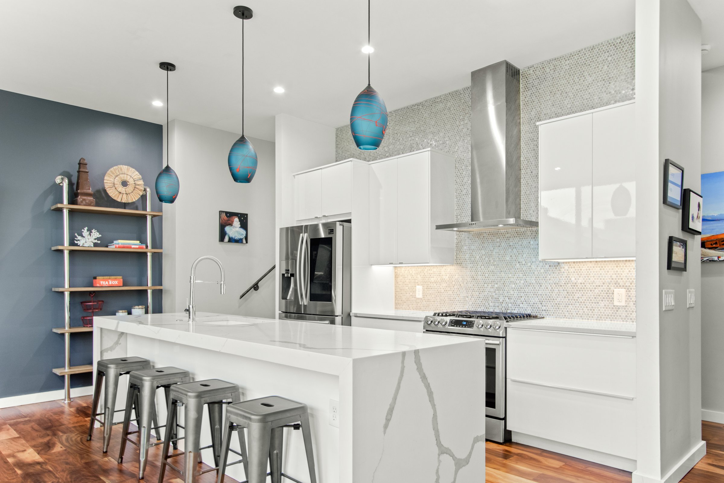 1521 Hickory Street 