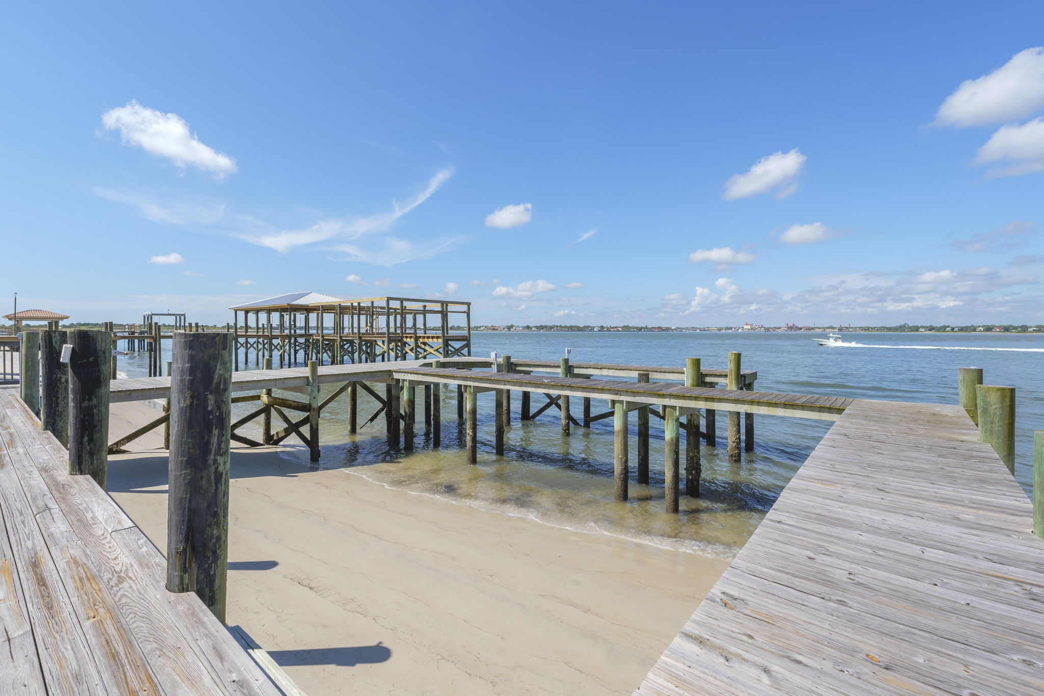 401 Porpoise Point Drive 