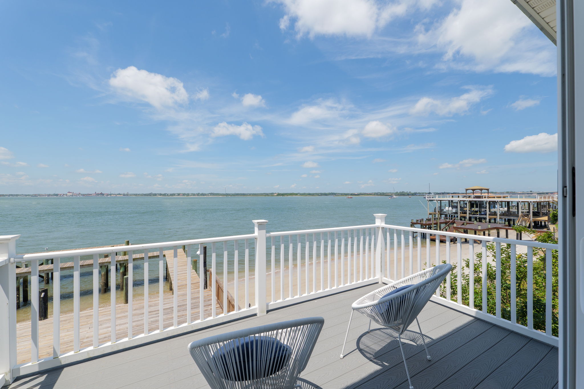 401 Porpoise Point Drive 