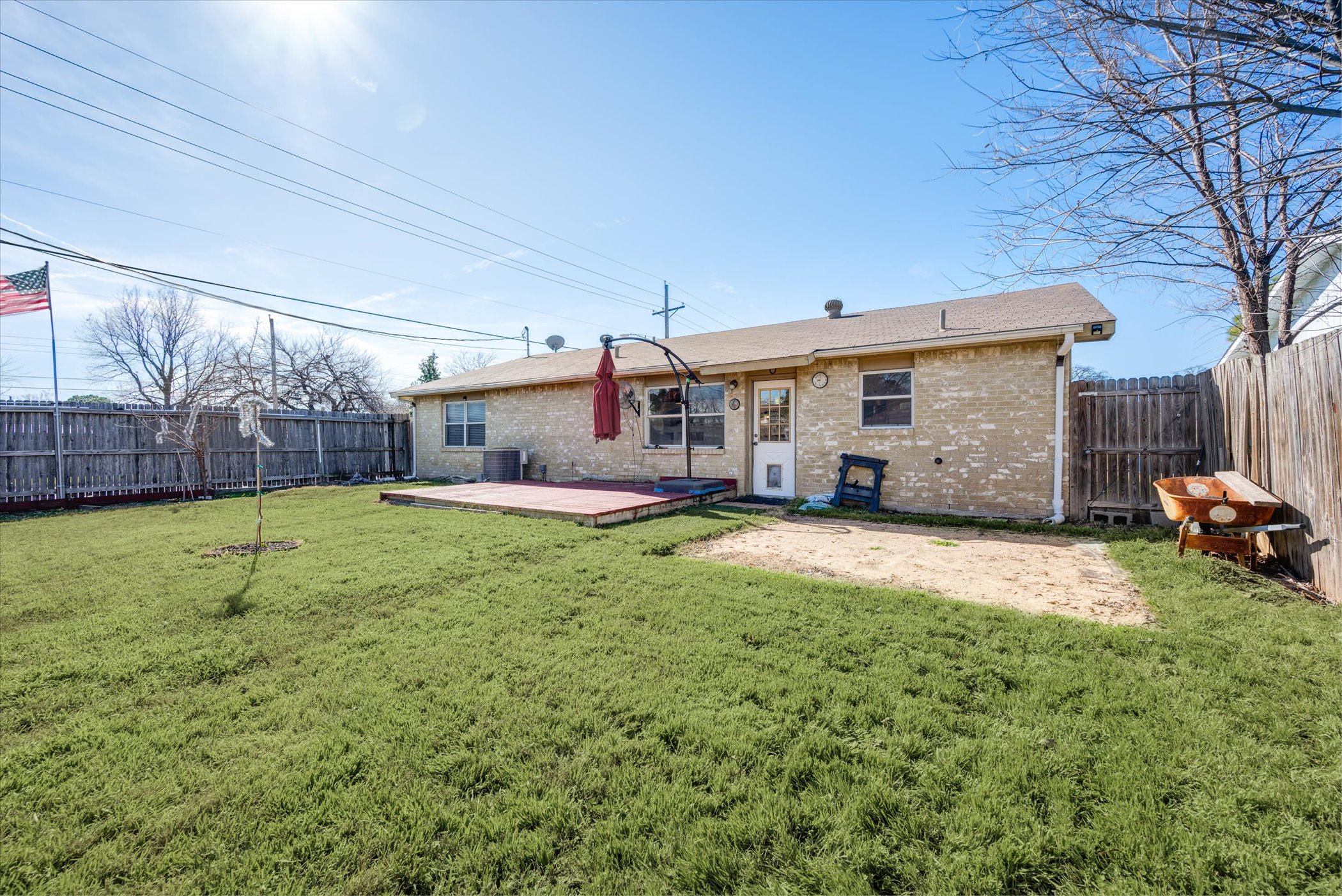 101 Fernwood Place 