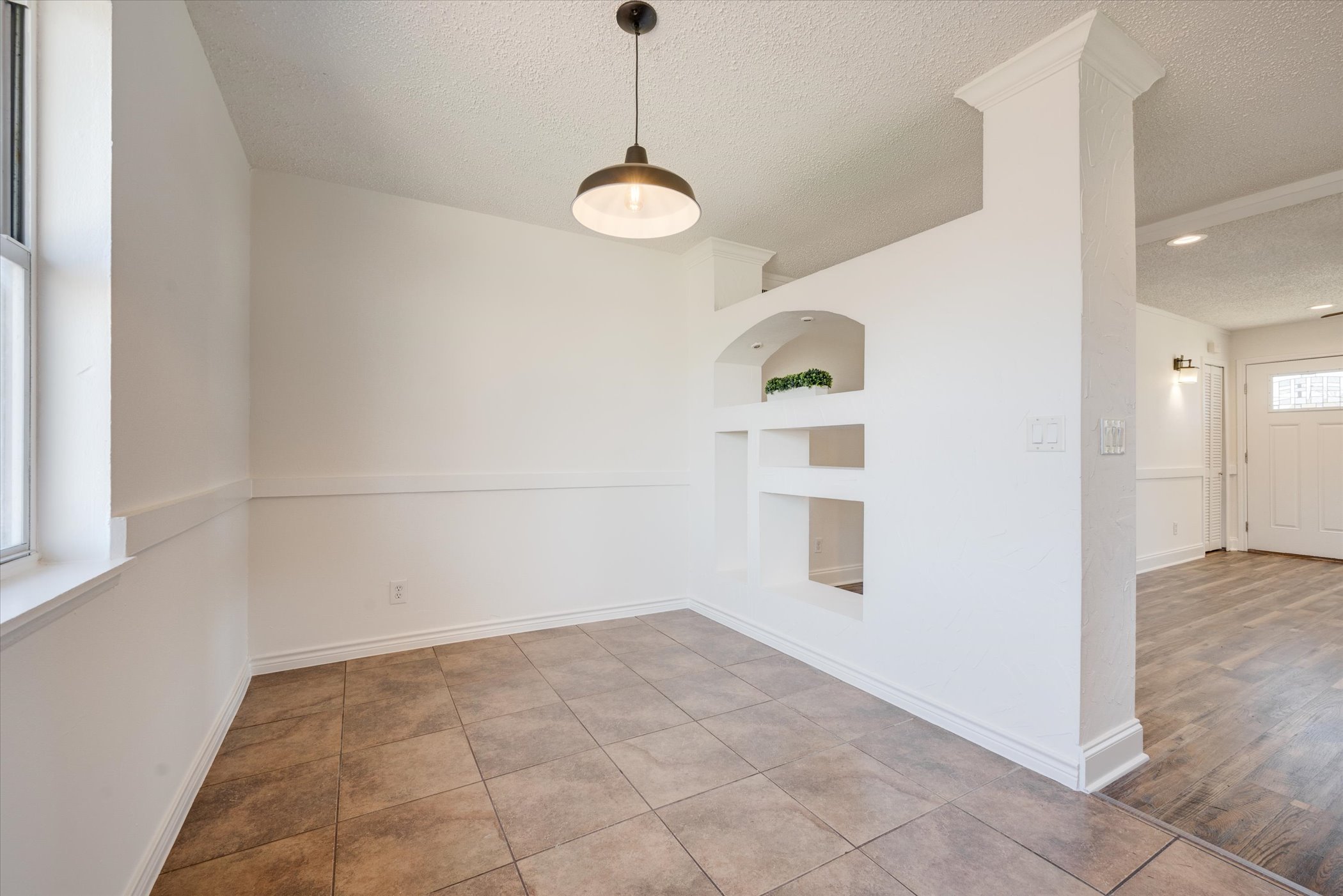 101 Fernwood Place 