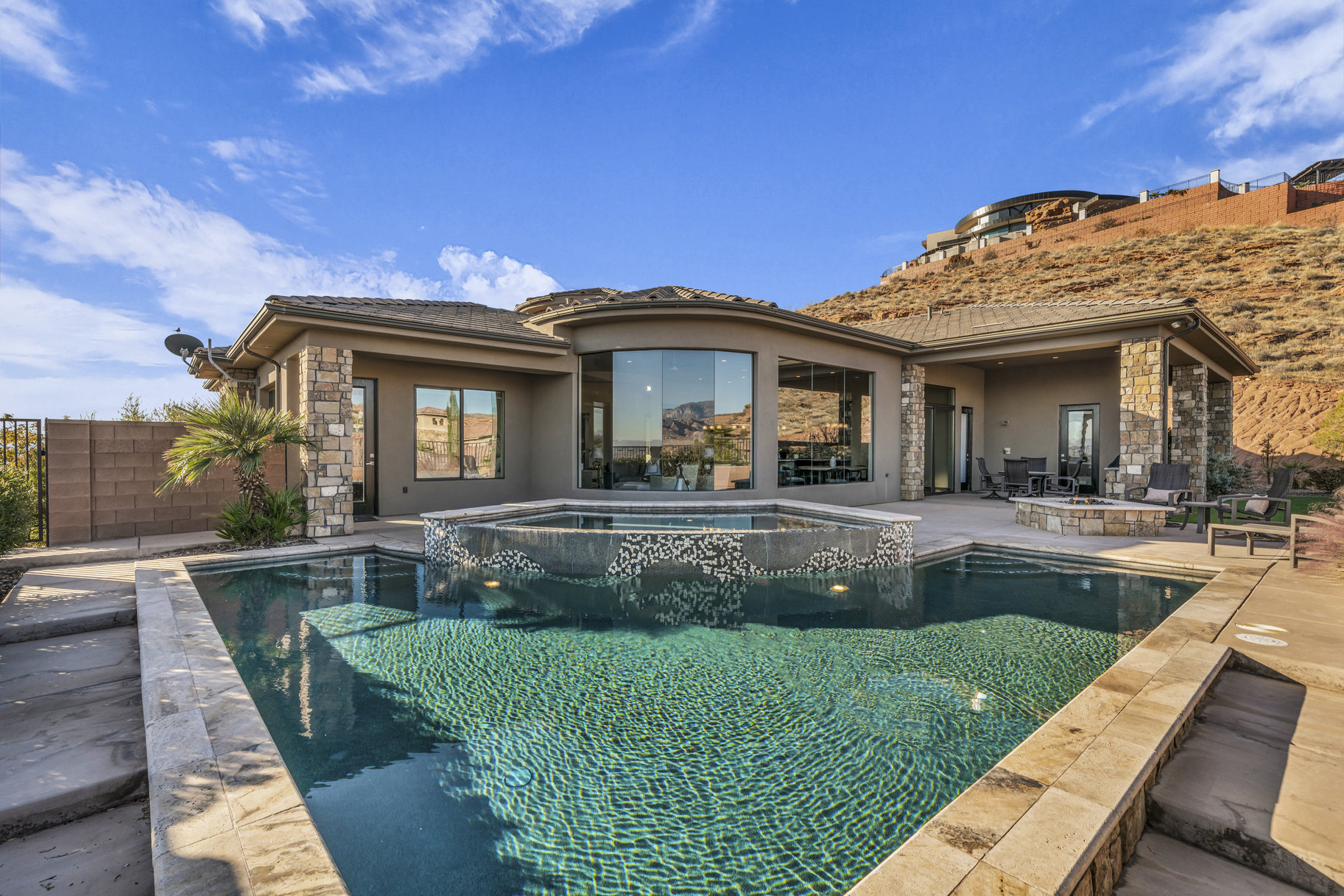 183 N Cliffside Drive 