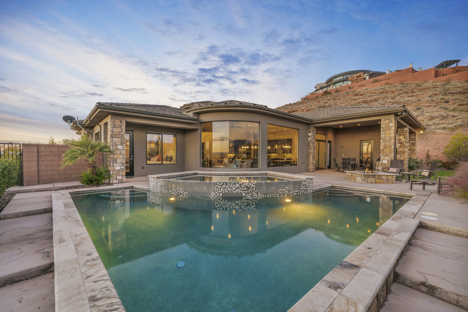 183 N Cliffside Drive 