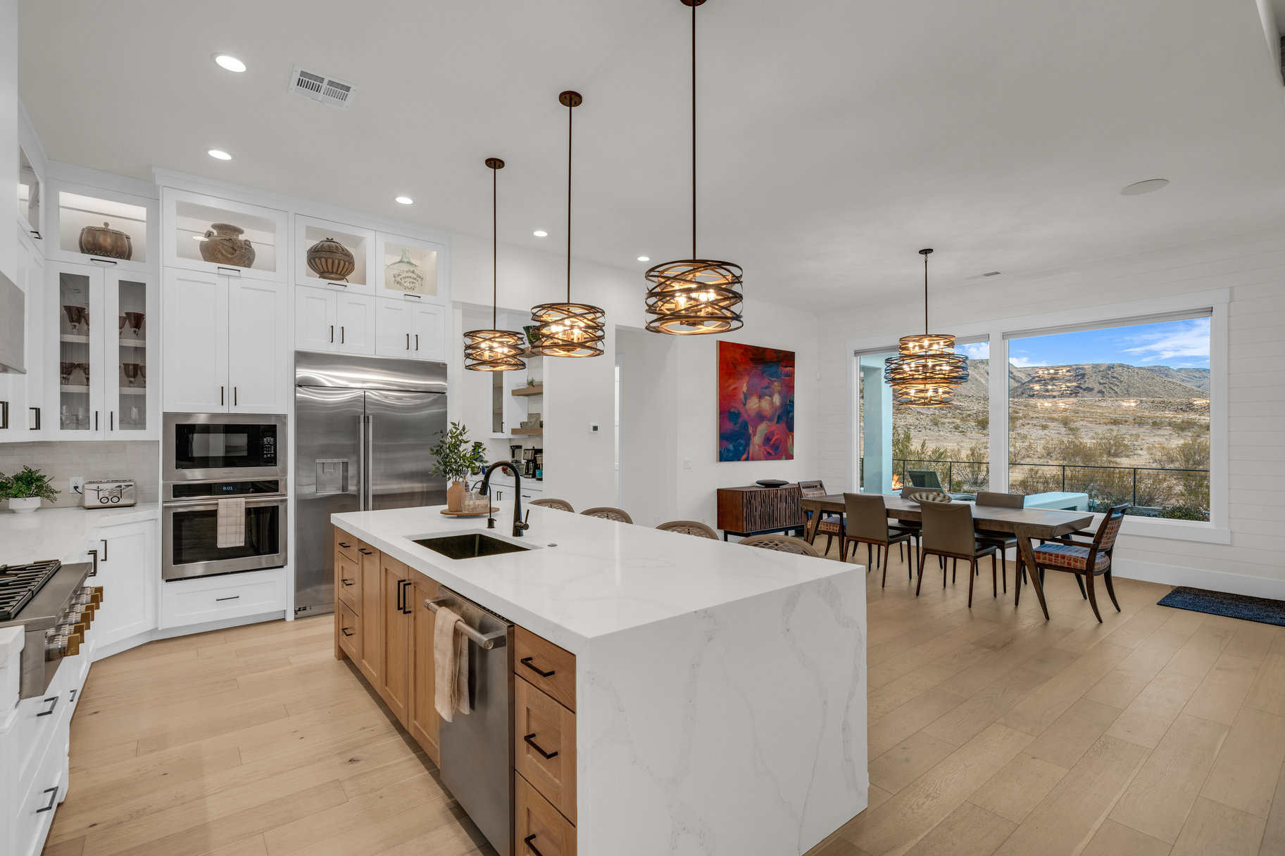 742 W Scenario Street 