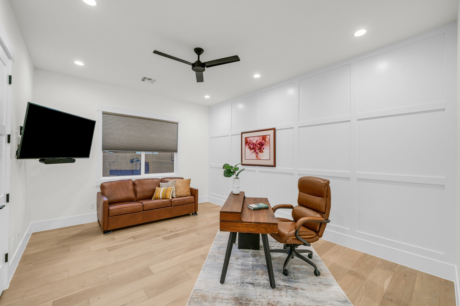 742 W Scenario Street 