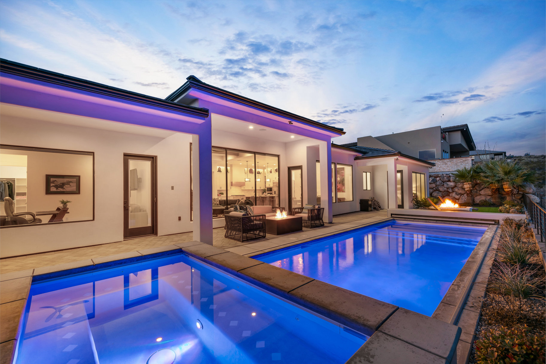 742 W Scenario Street 