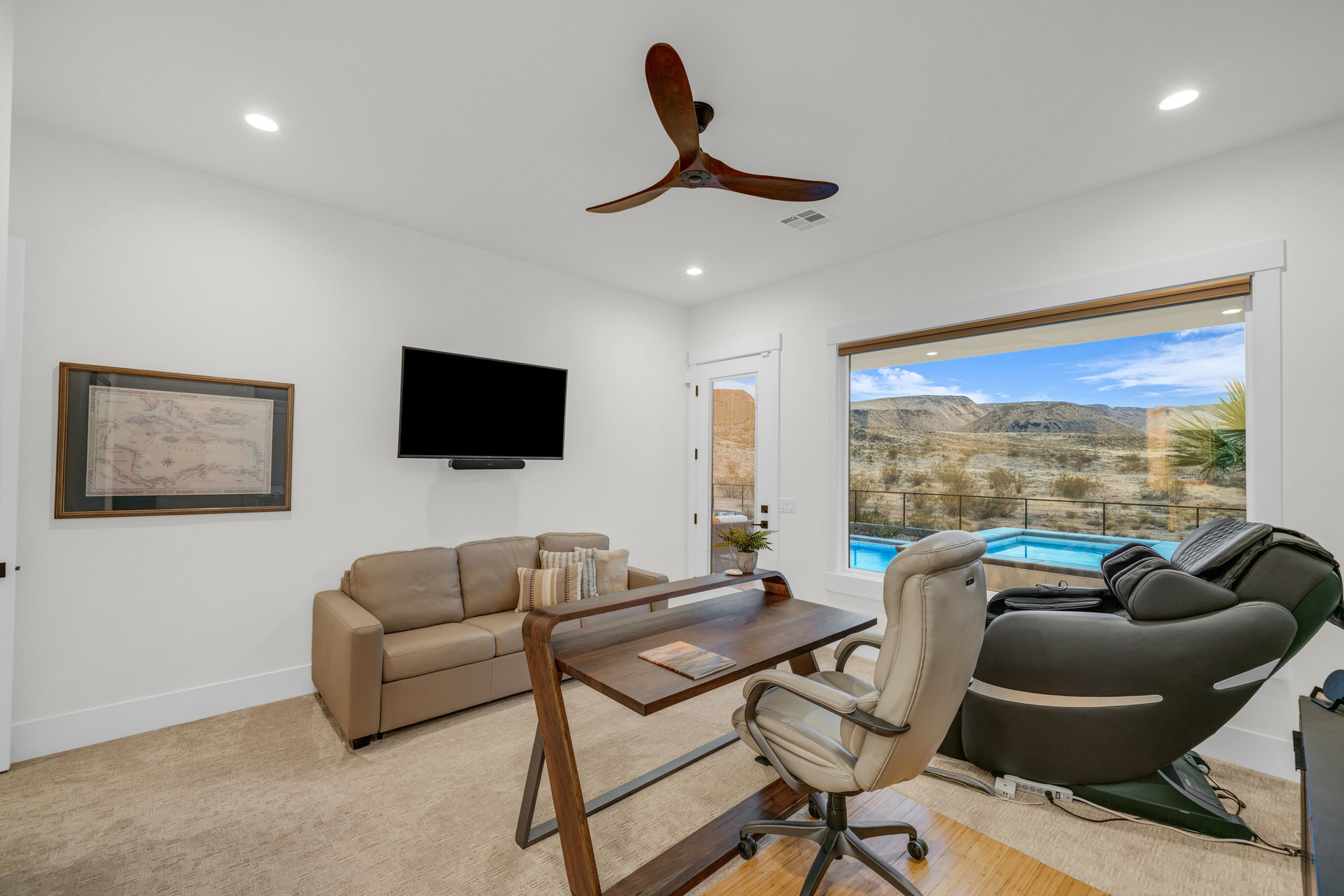 742 W Scenario Street 