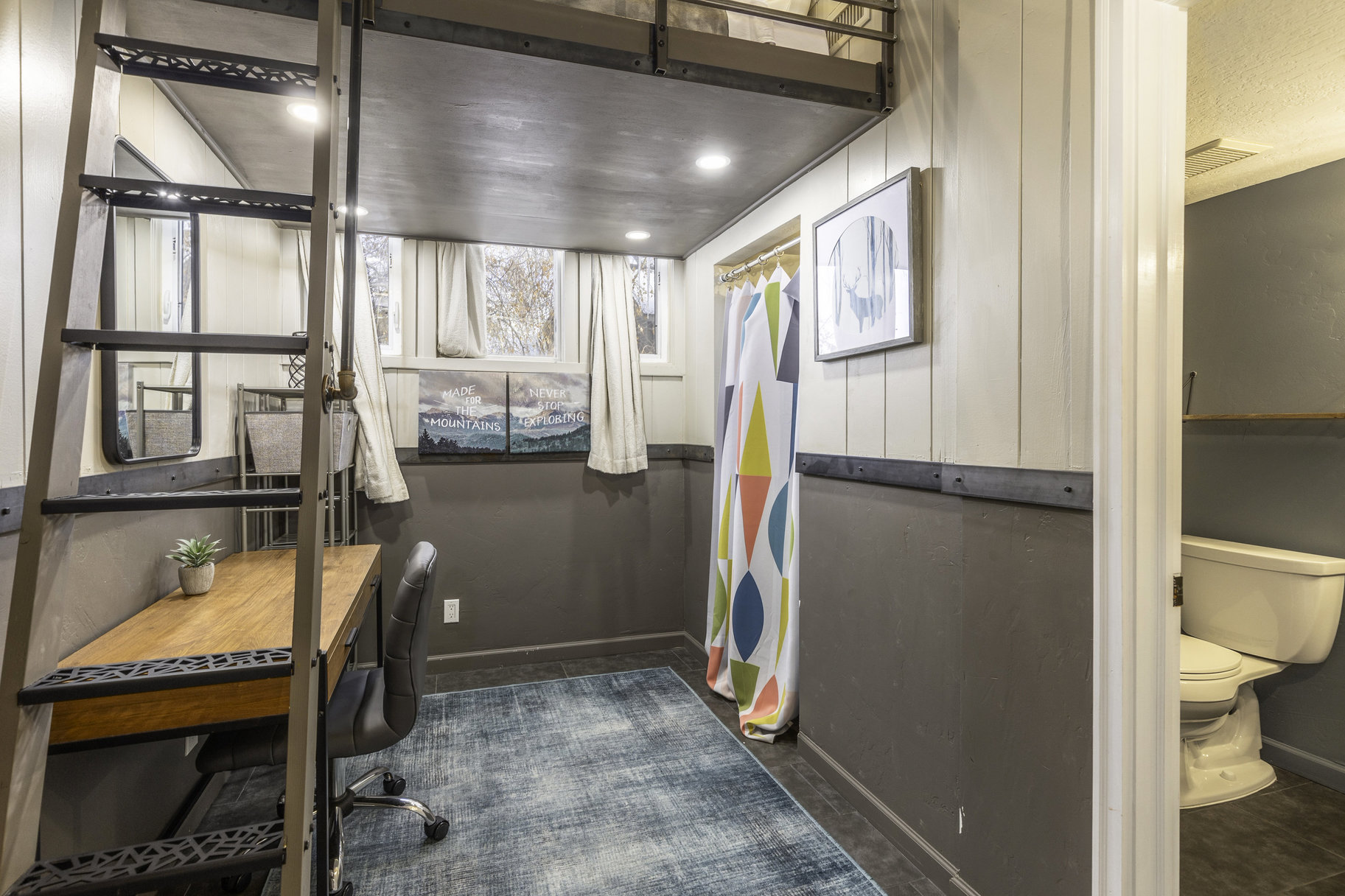 2105 Apache Trail #26 