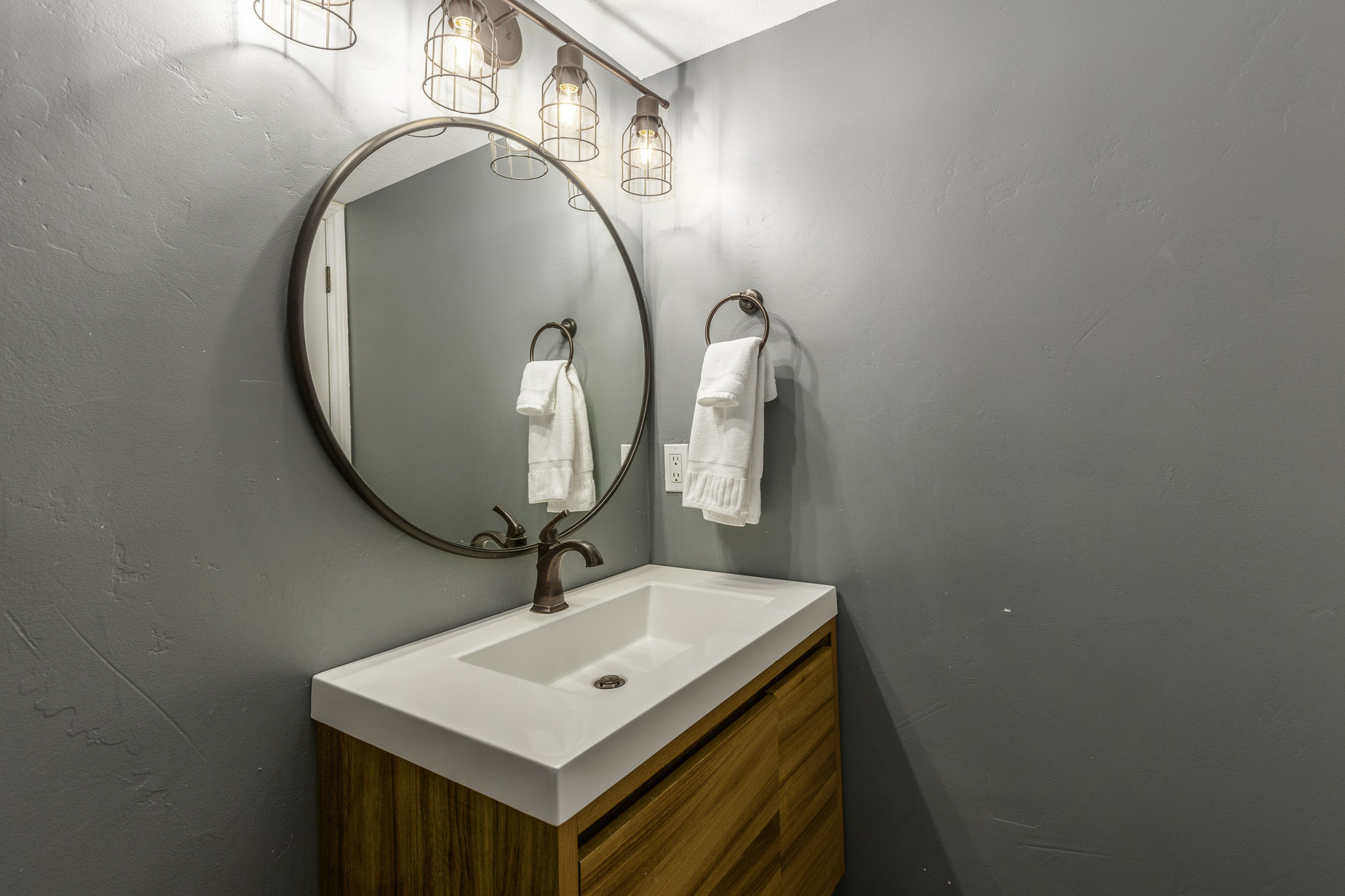 2105 Apache Trail #26 