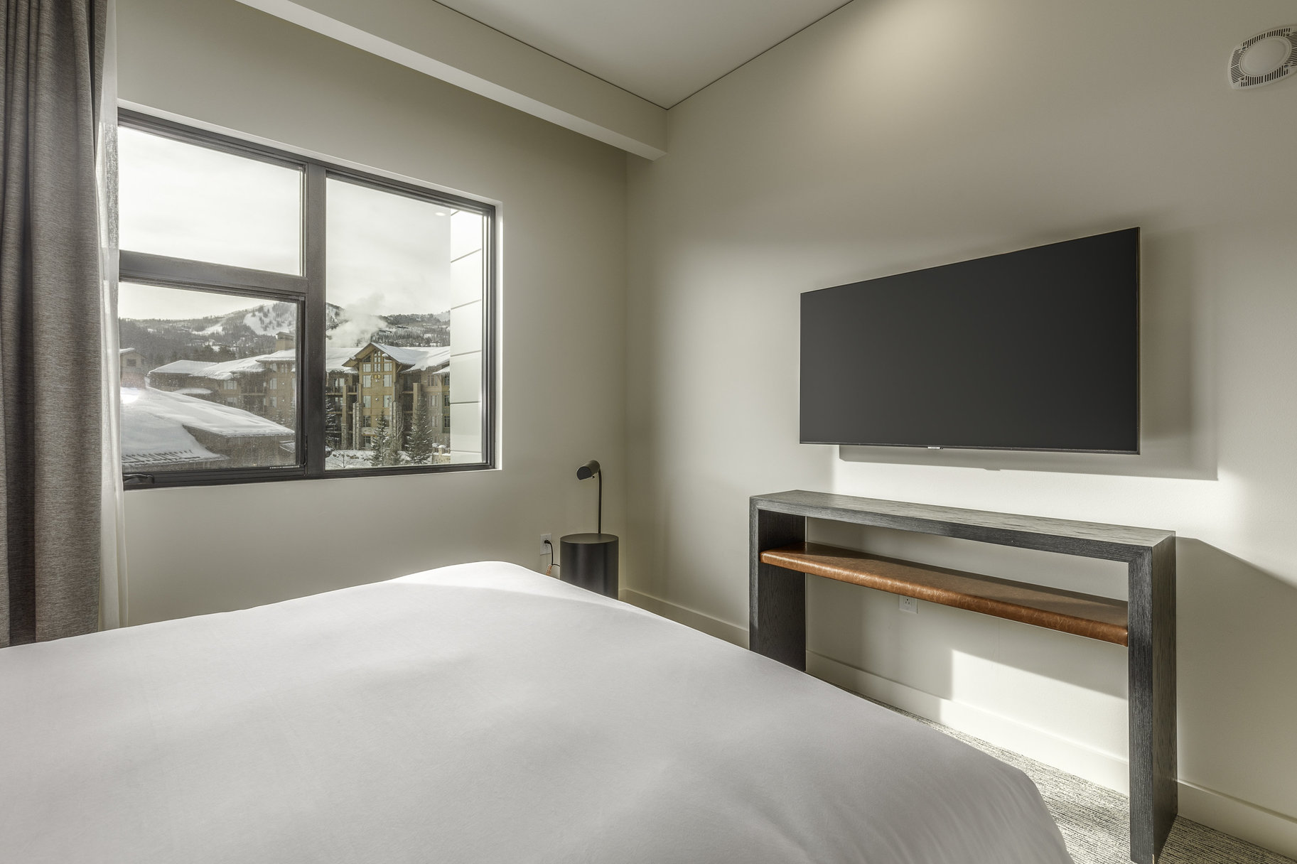 2417 W High Mountain Road, #3402 