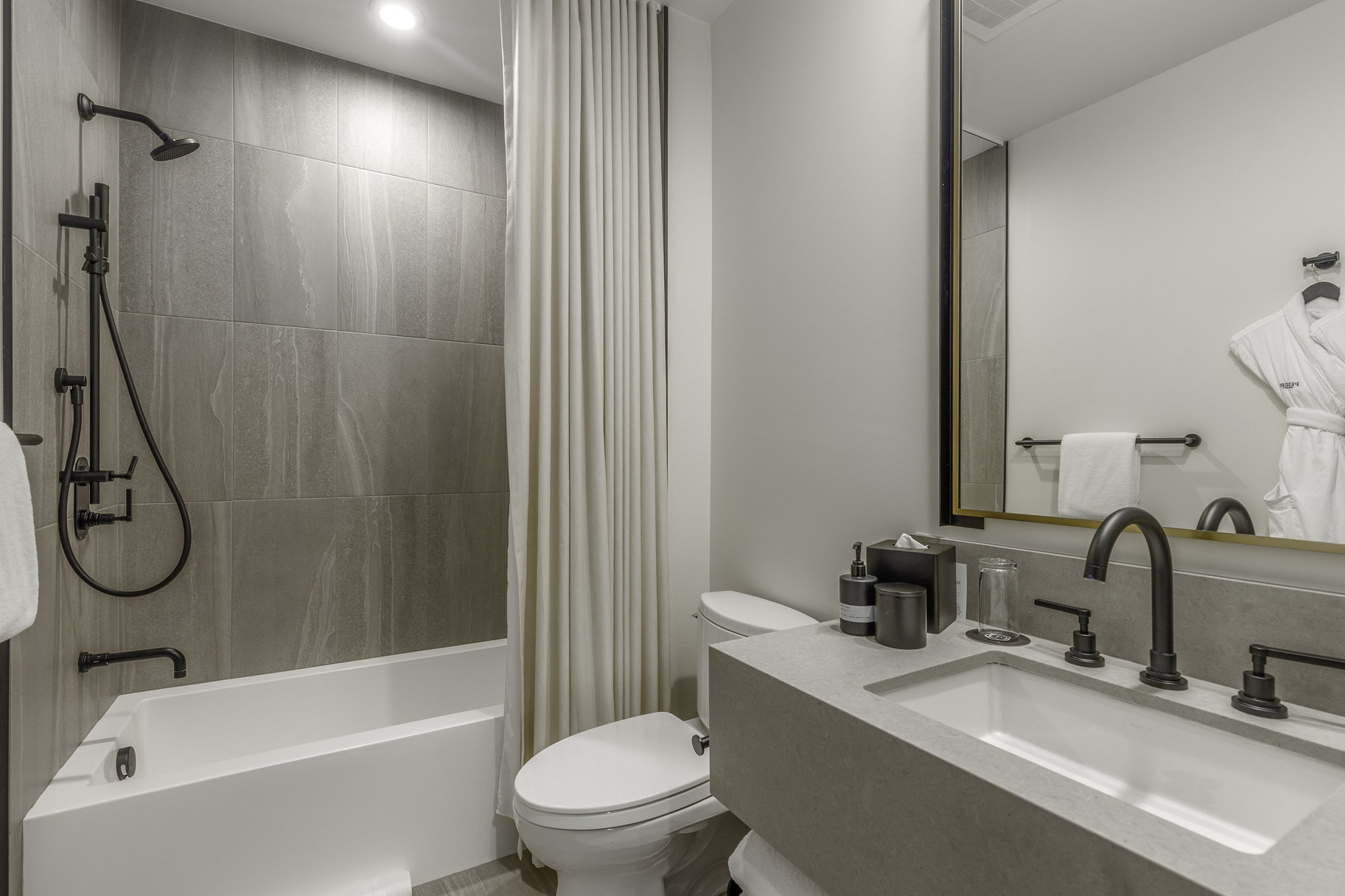 2417 W High Mountain Road, #3402 