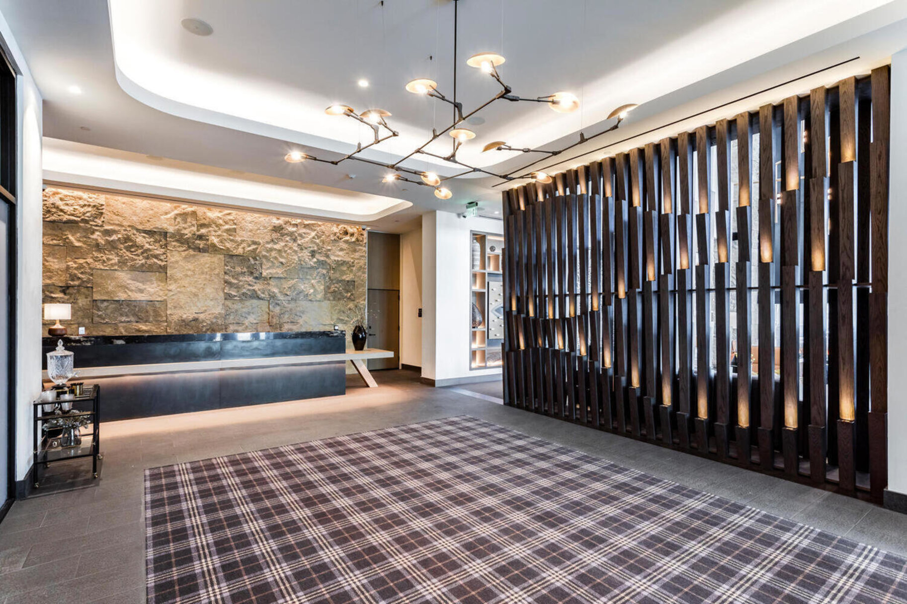 2417 W High Mountain Road, #3402 