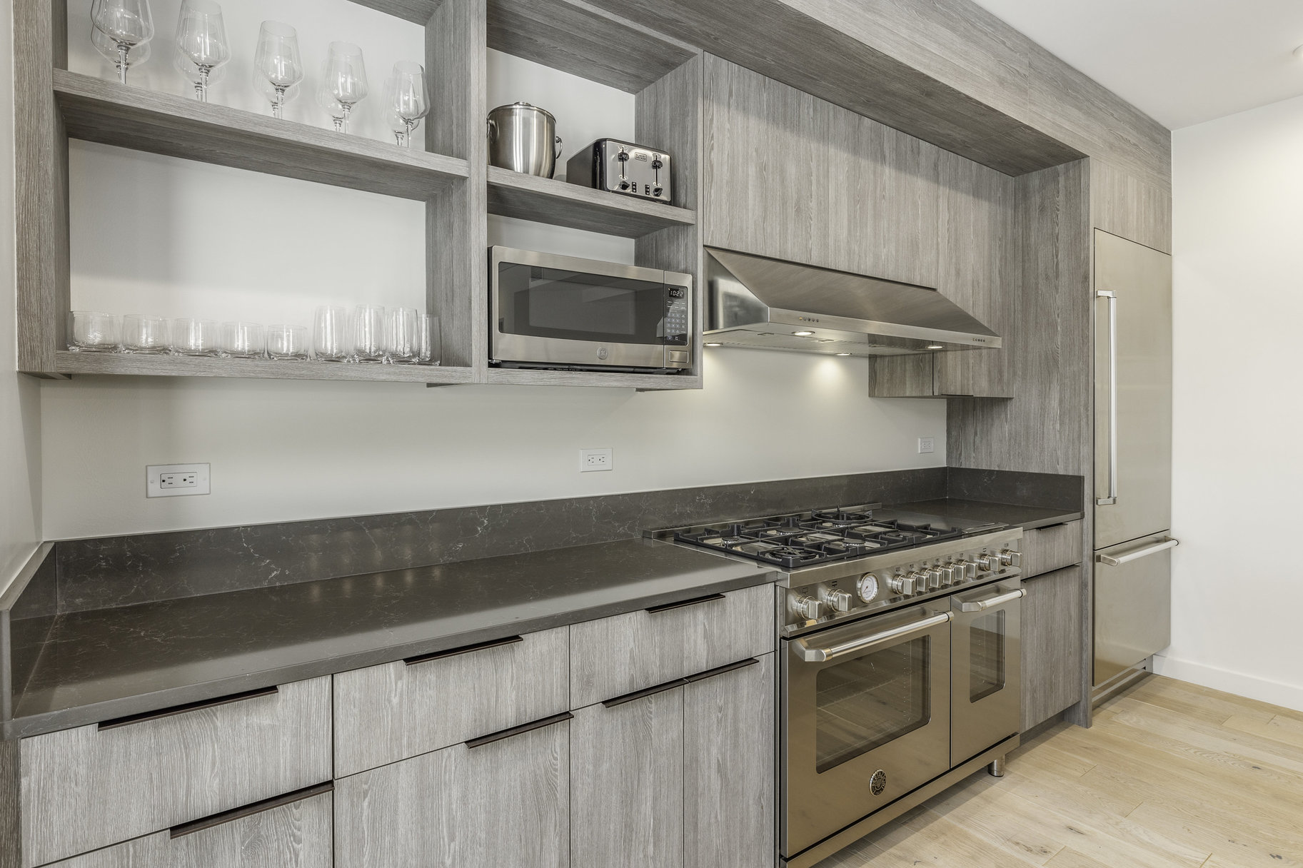 2417 W High Mountain Road, #3402 