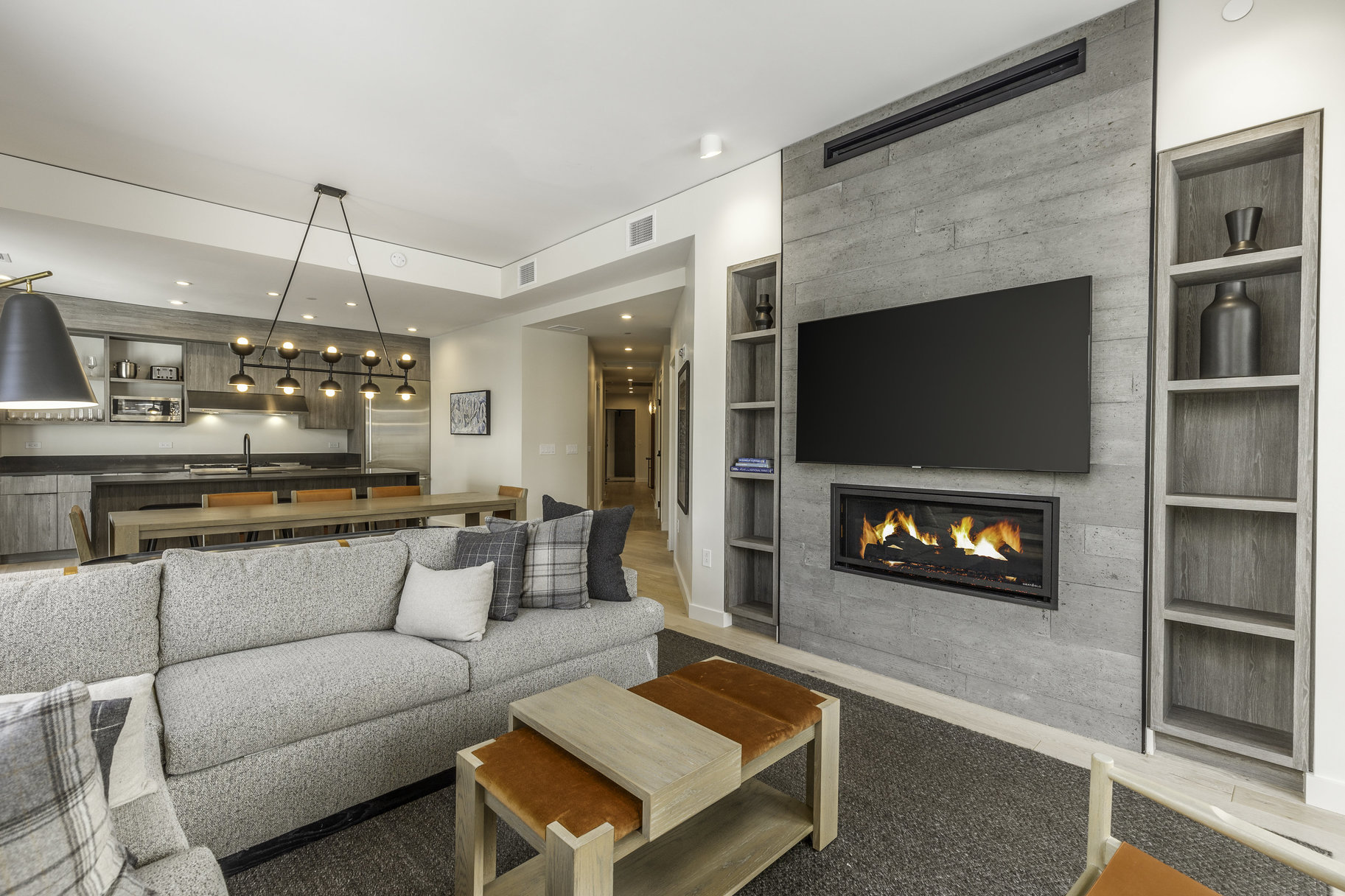 2417 W High Mountain Road, #3402 