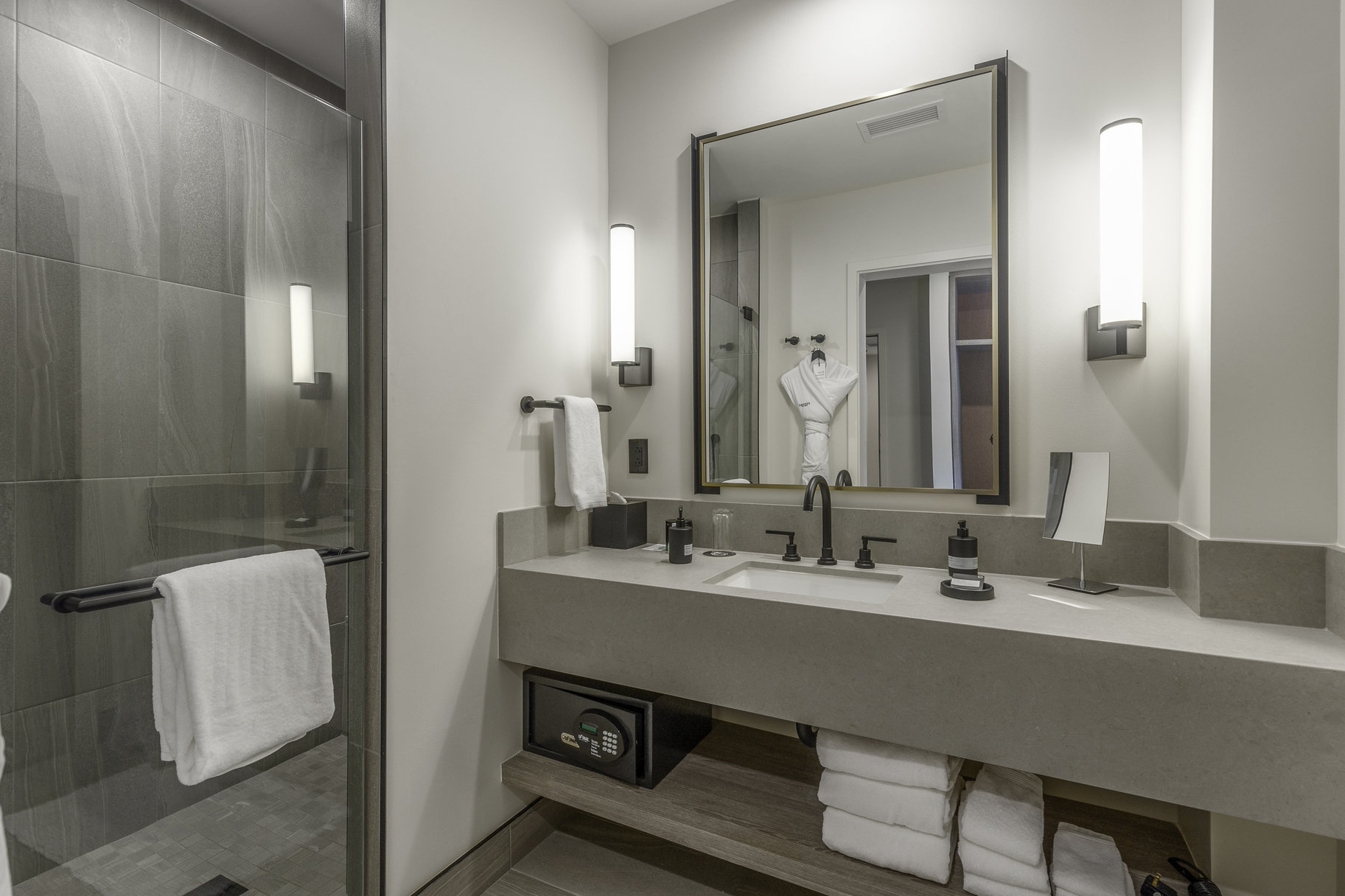 2417 W High Mountain Road, #3402 