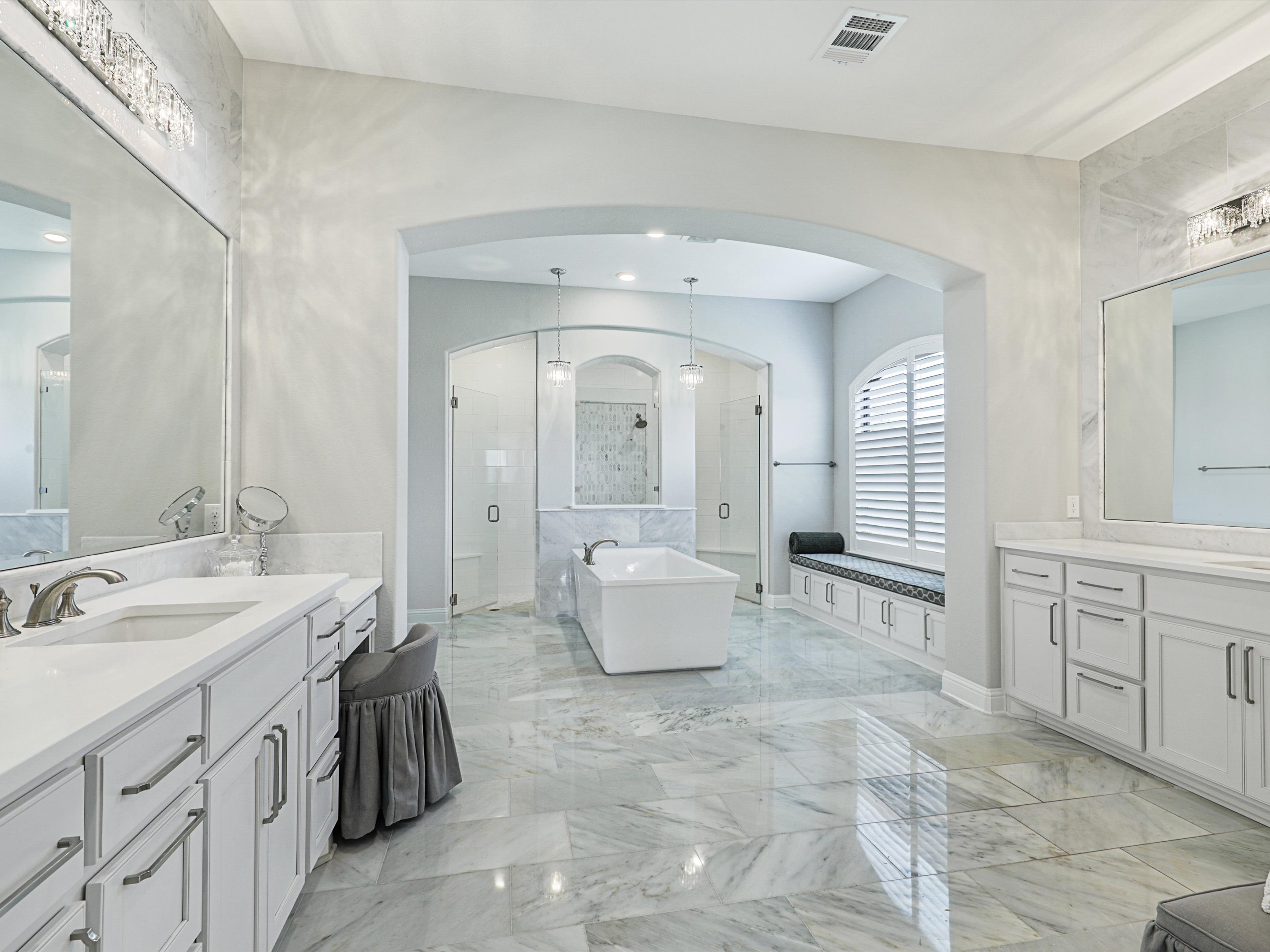 3805 Bradbury Circle 
