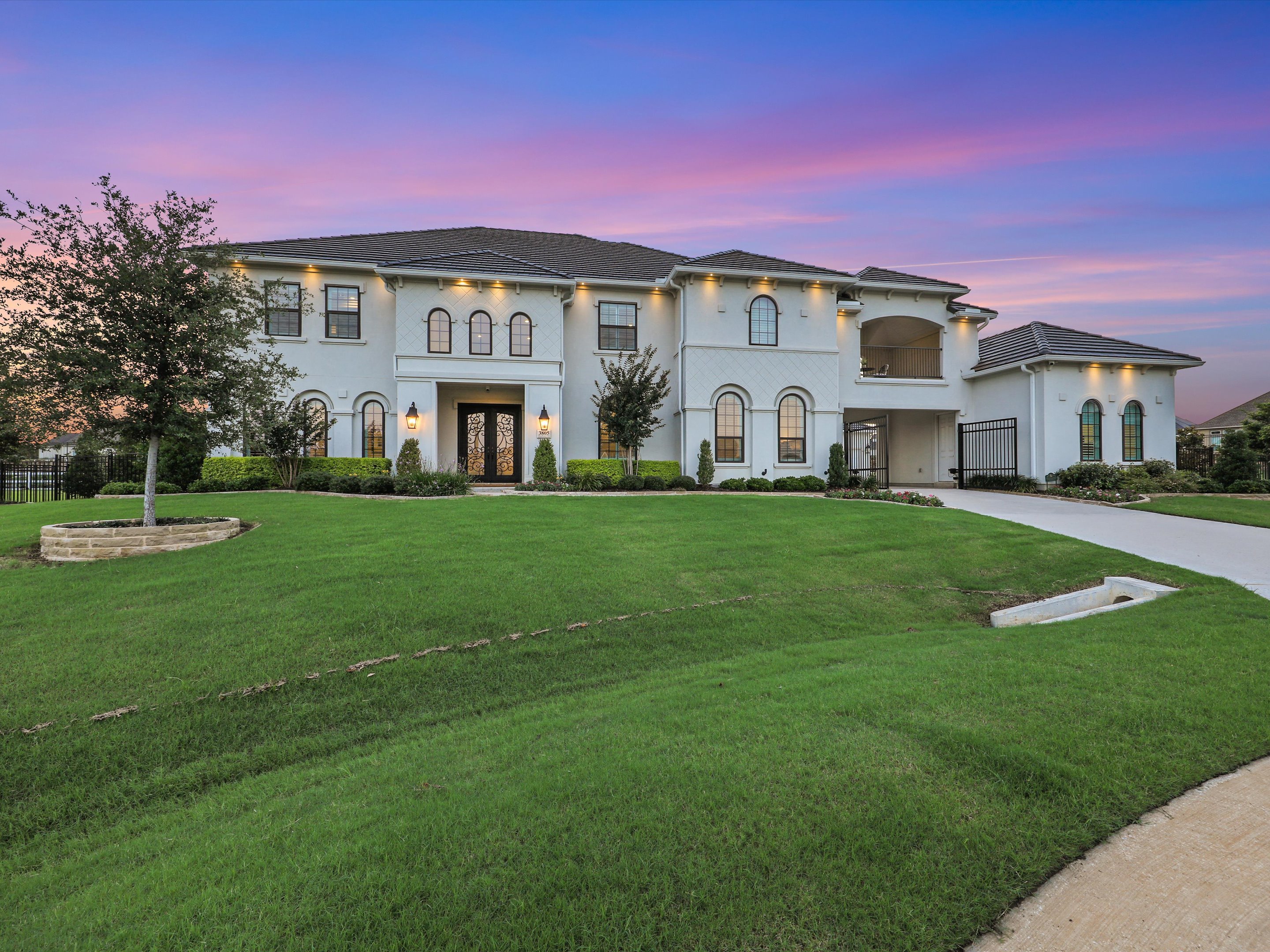 3805 Bradbury Circle 