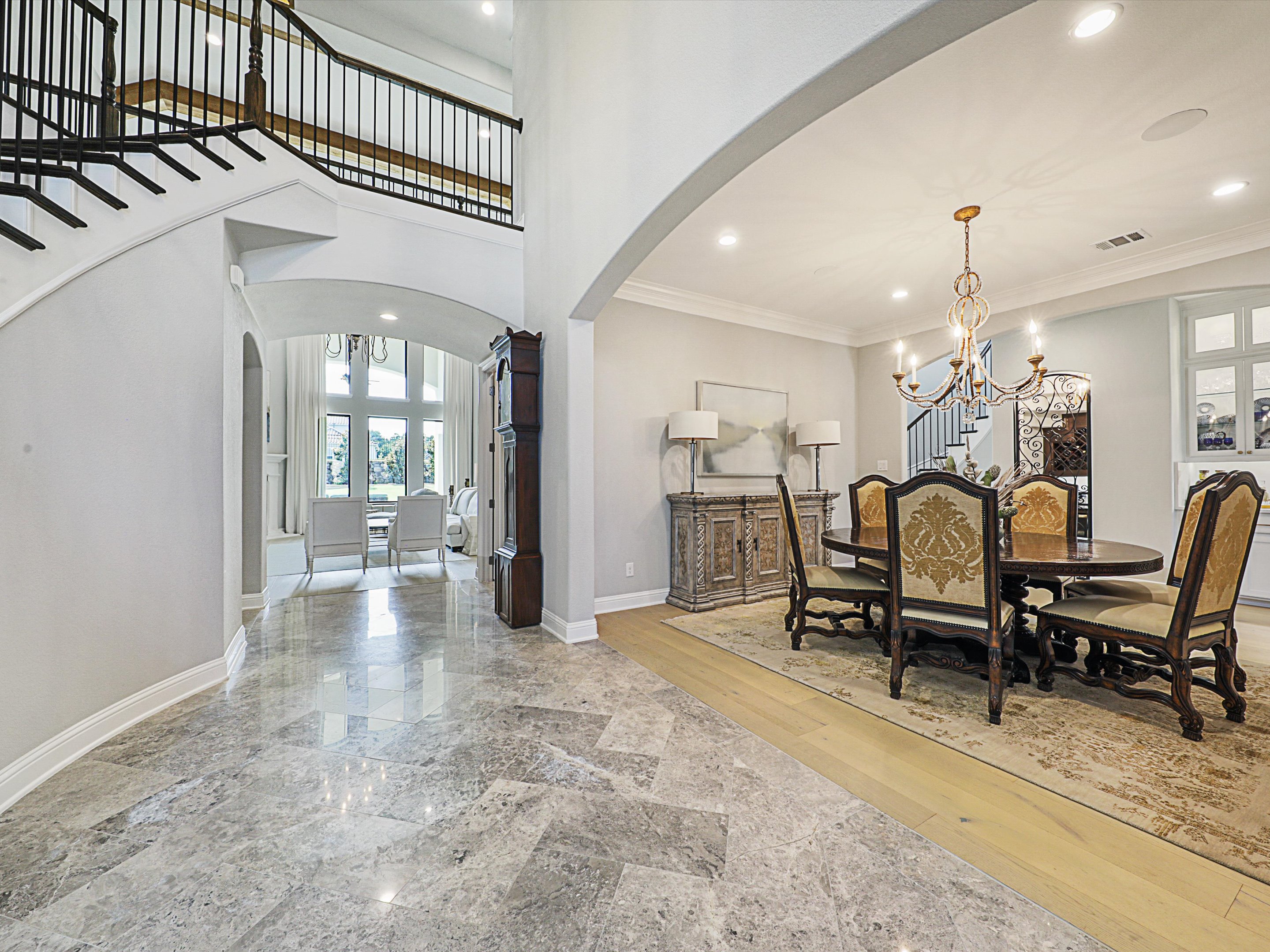 3805 Bradbury Circle 