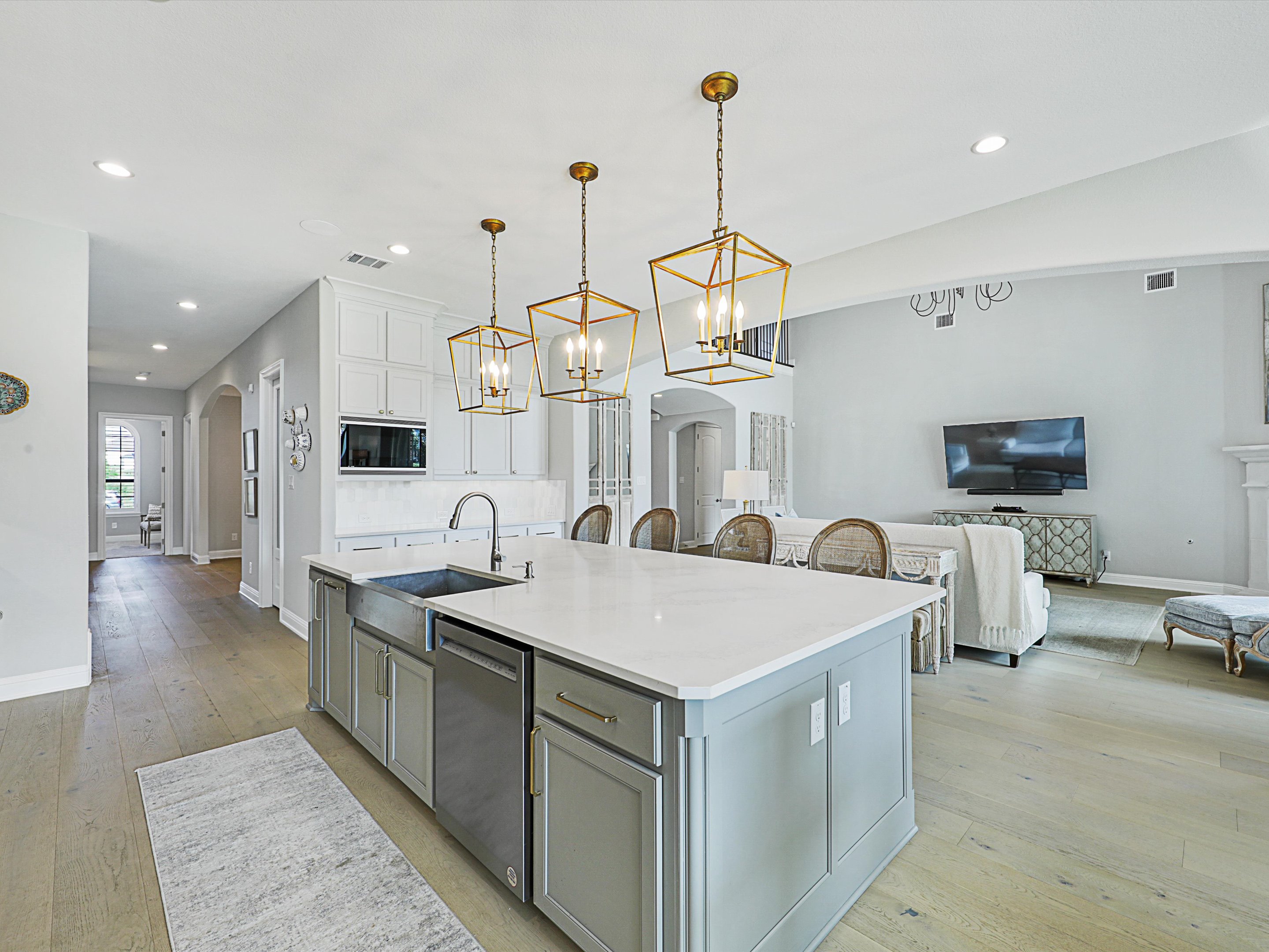3805 Bradbury Circle 