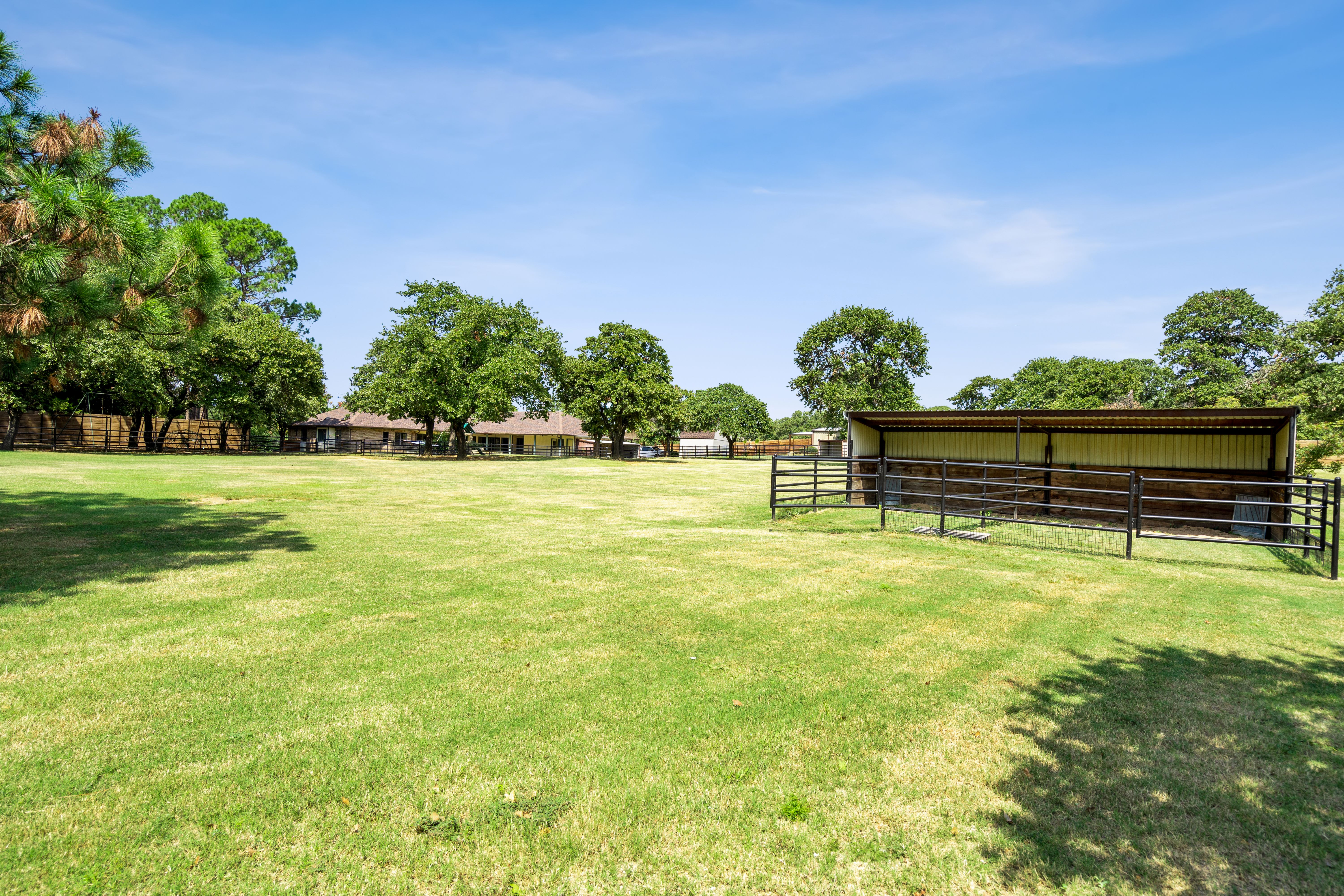 1595 Pearson Lane 