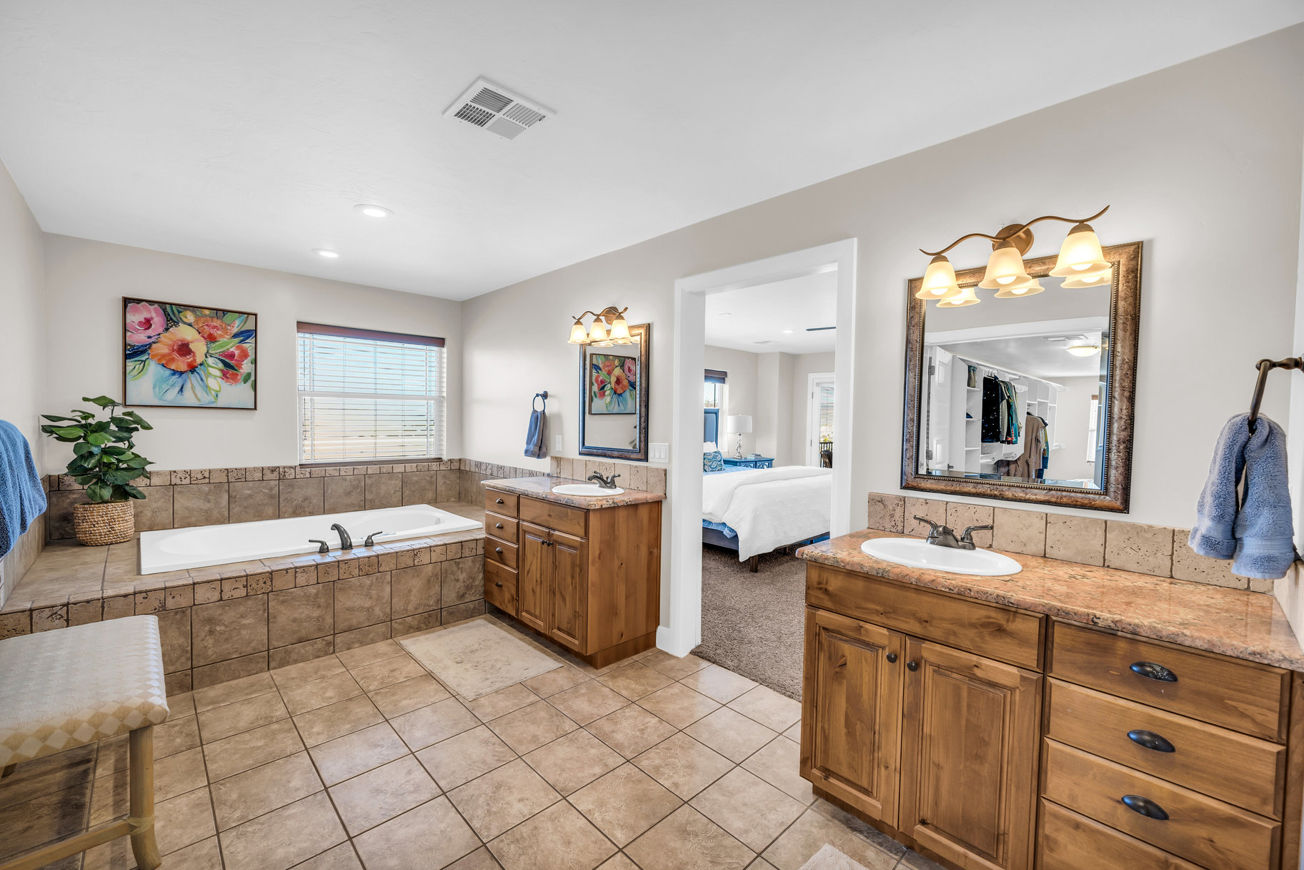 284 W Pebble Drive 
