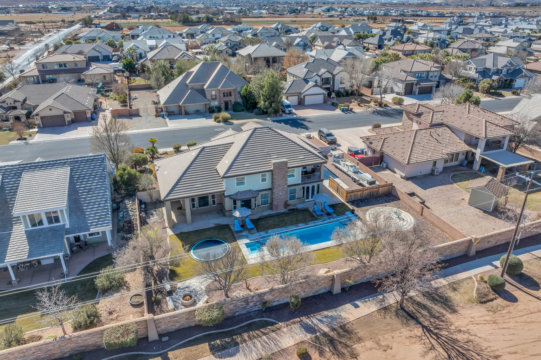 284 W Pebble Drive 