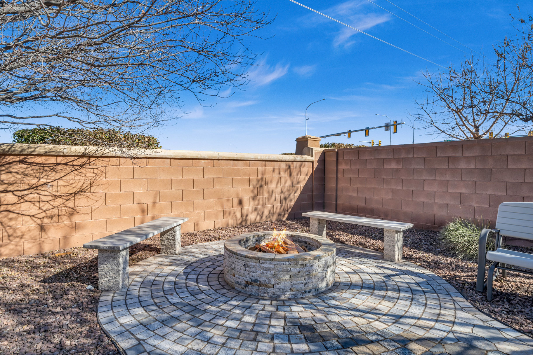 284 W Pebble Drive 