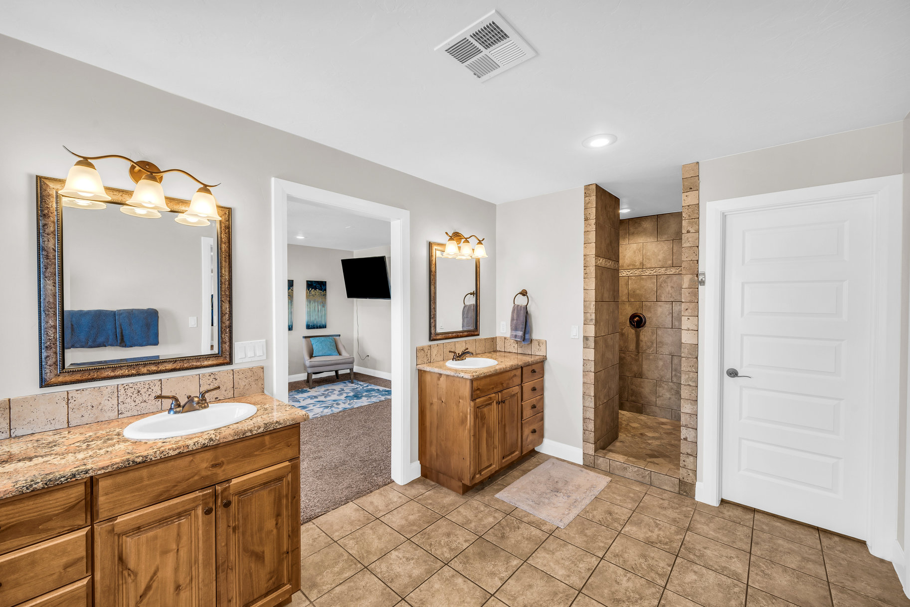 284 W Pebble Drive 