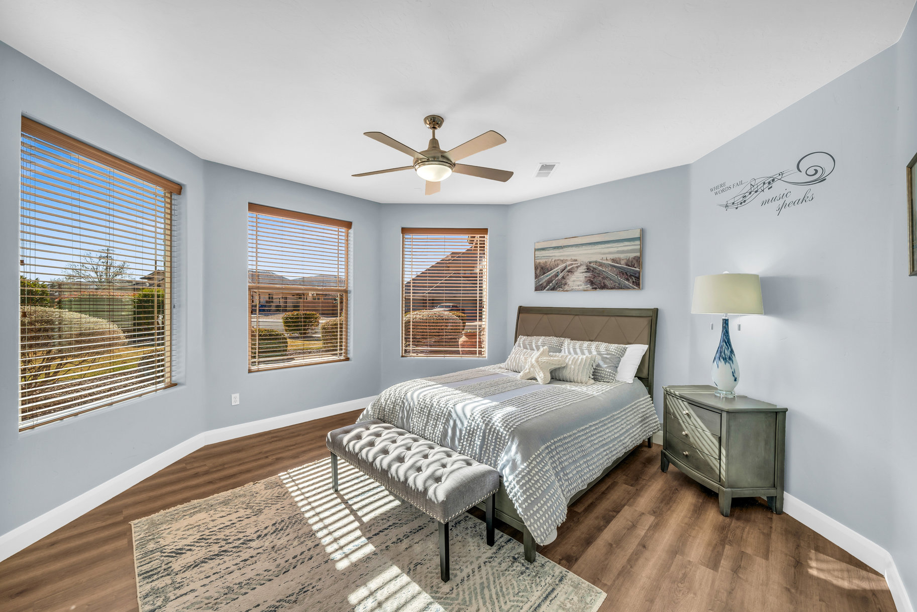 284 W Pebble Drive 
