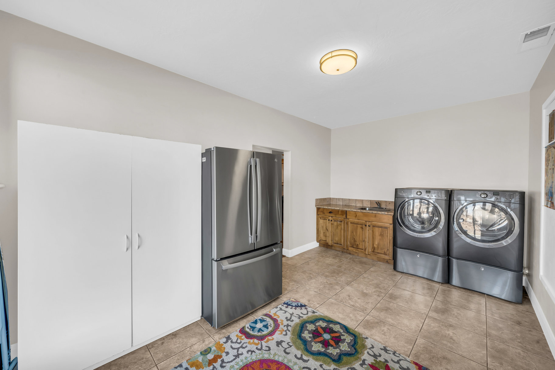 284 W Pebble Drive 