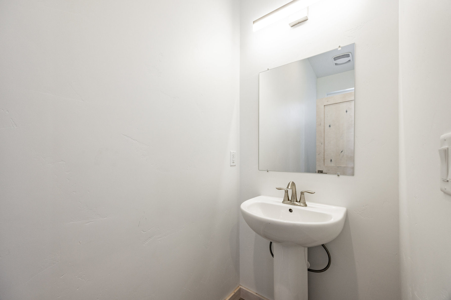 3773 Rockport Boulevard 