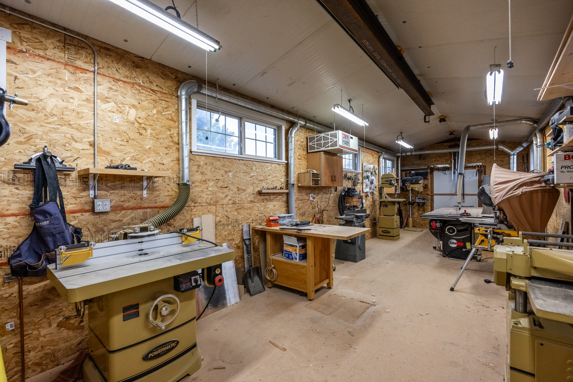 4315 E Lake Creek Farms Road 