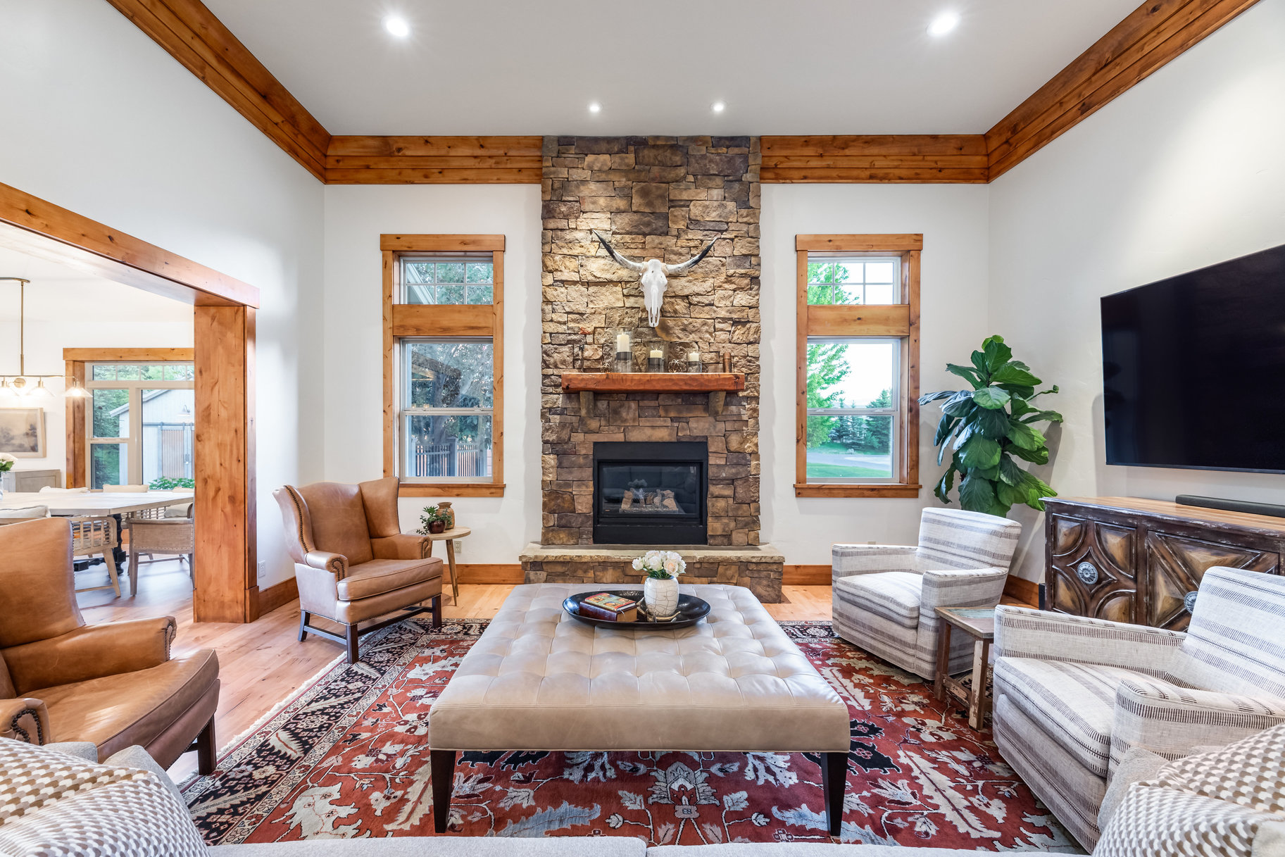 4315 E Lake Creek Farms Road 