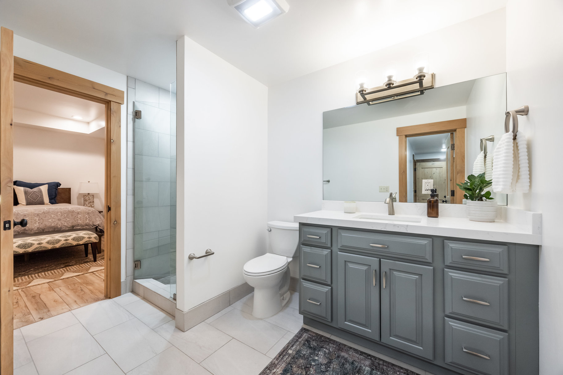 4315 E Lake Creek Farms Road 