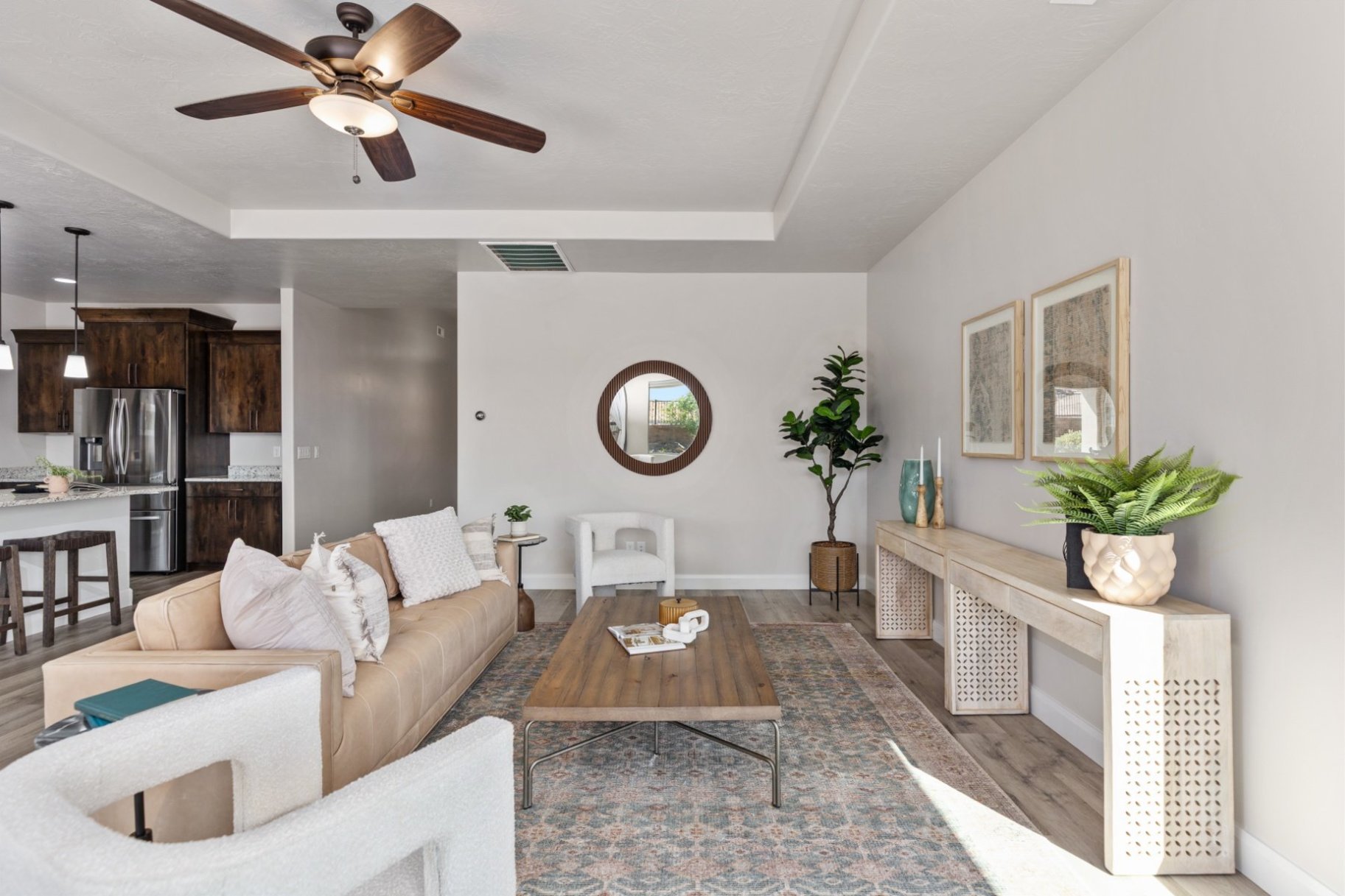 1867 W Grapevine 