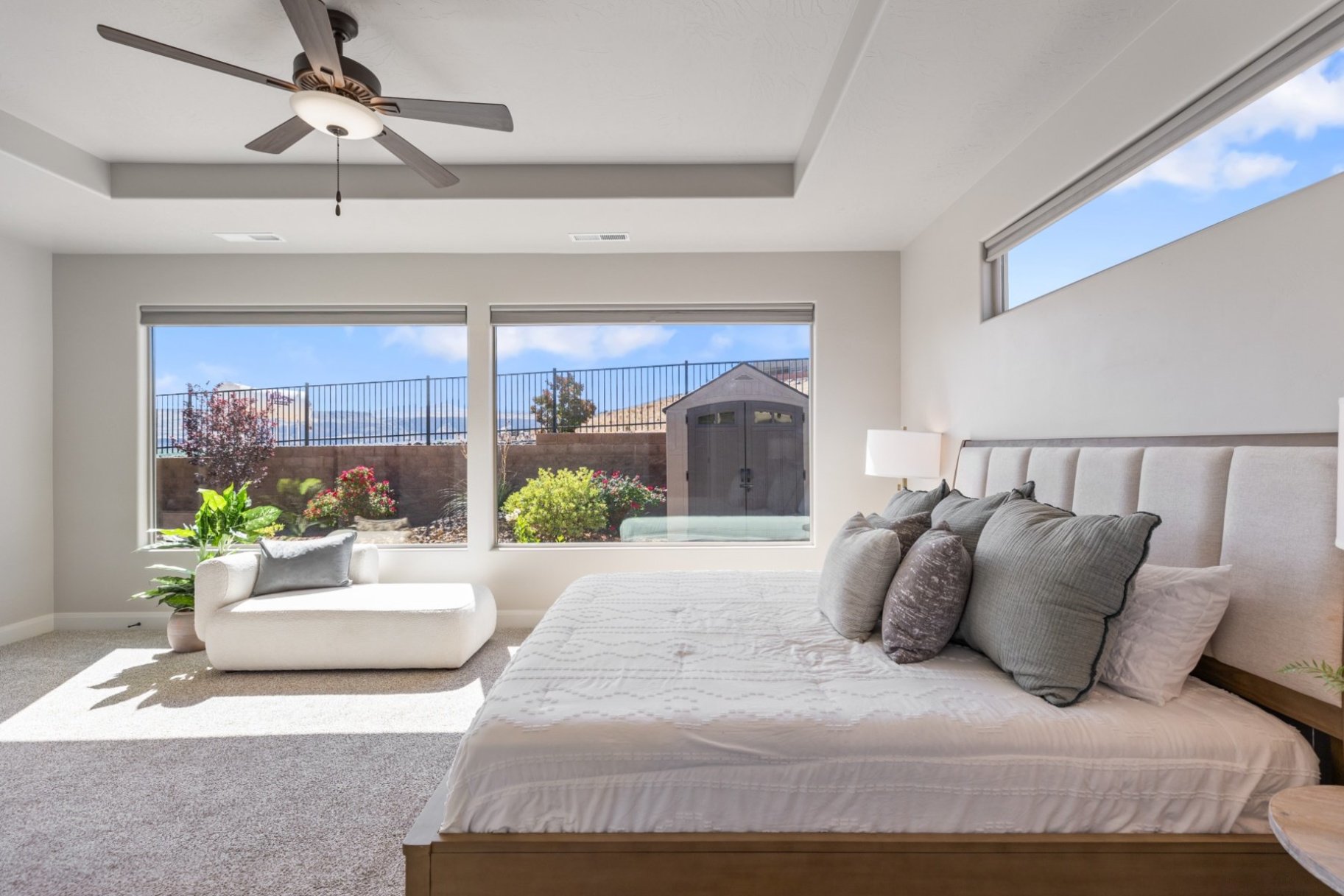 1867 W Grapevine 