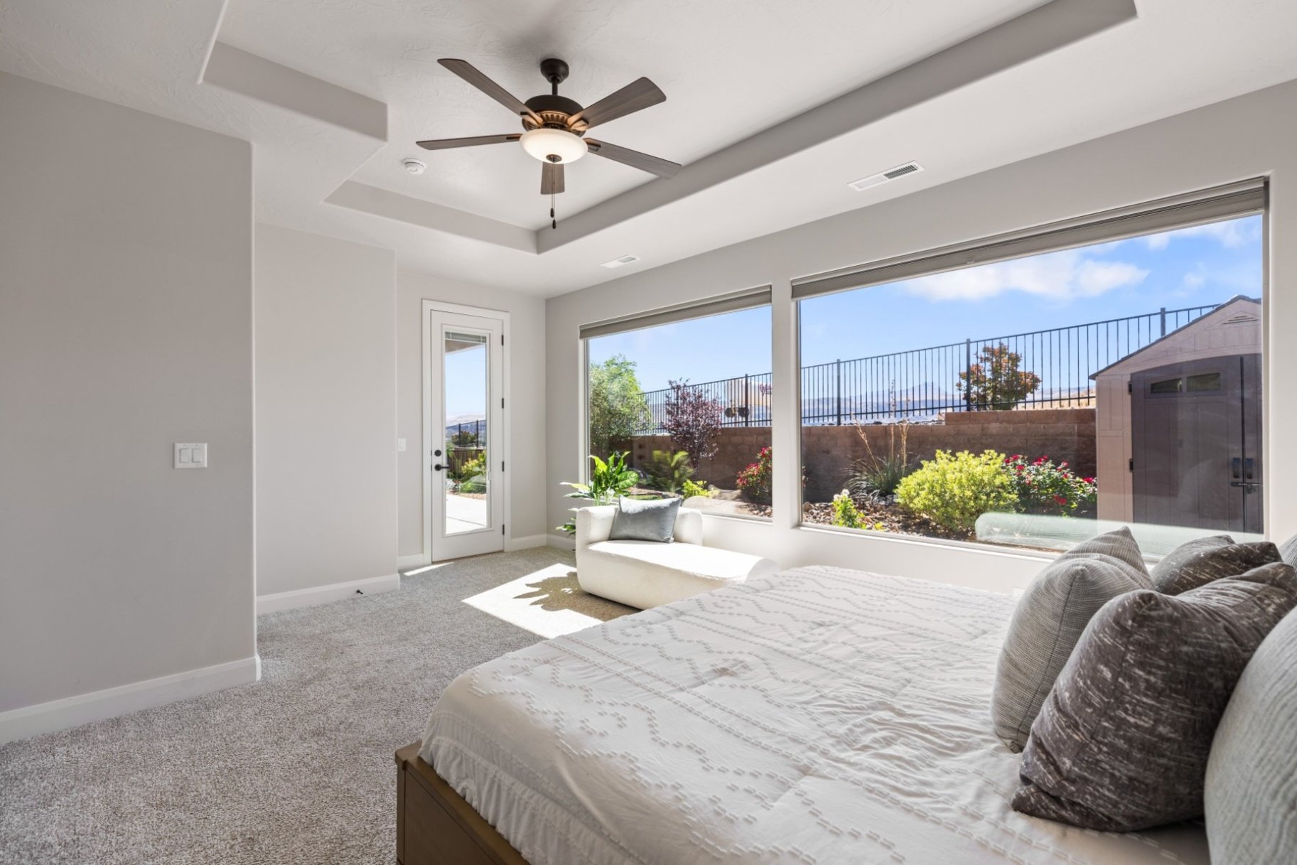 1867 W Grapevine 